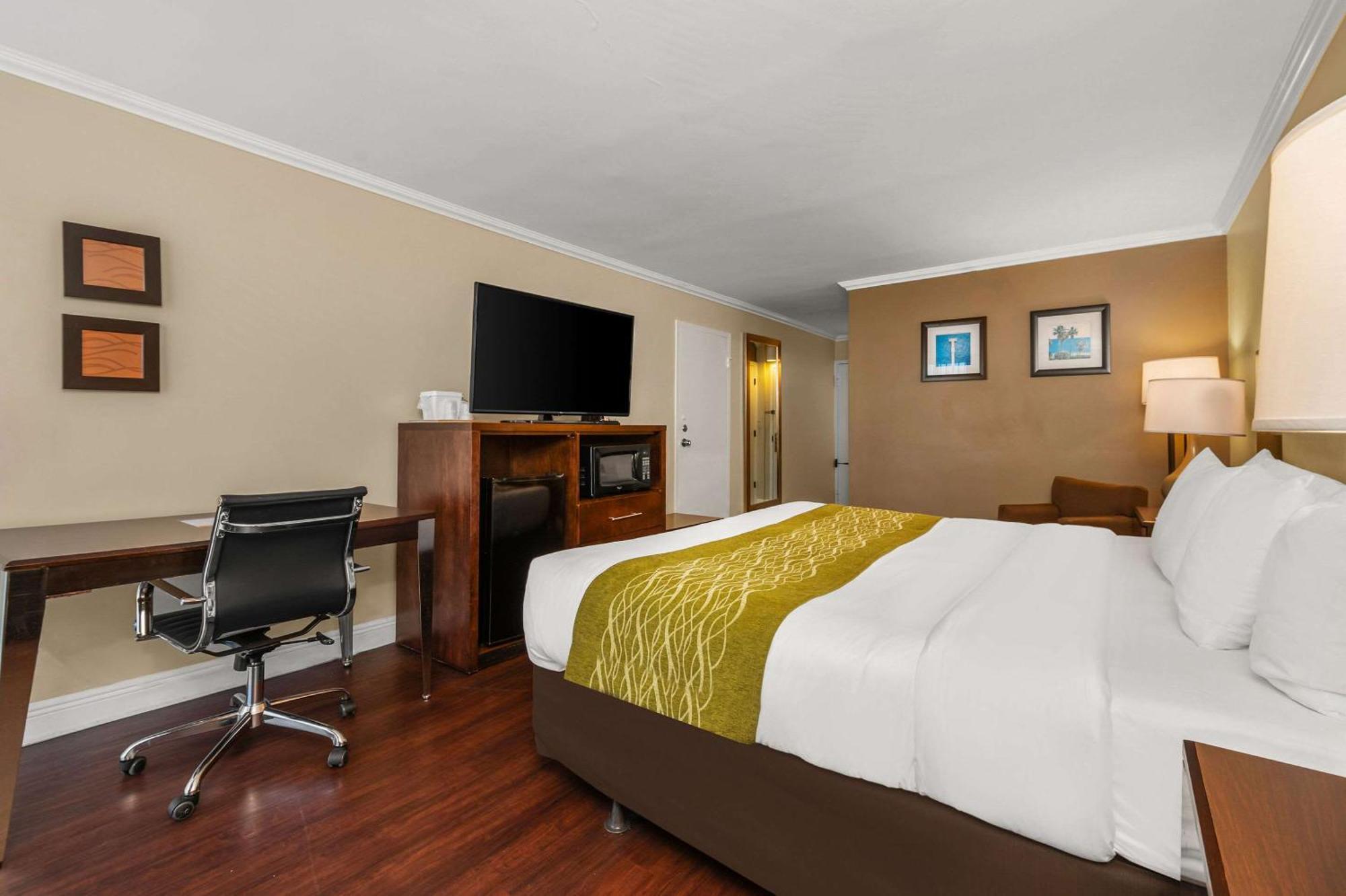 Comfort Oceanside Deerfield 3* Deerfield Beach