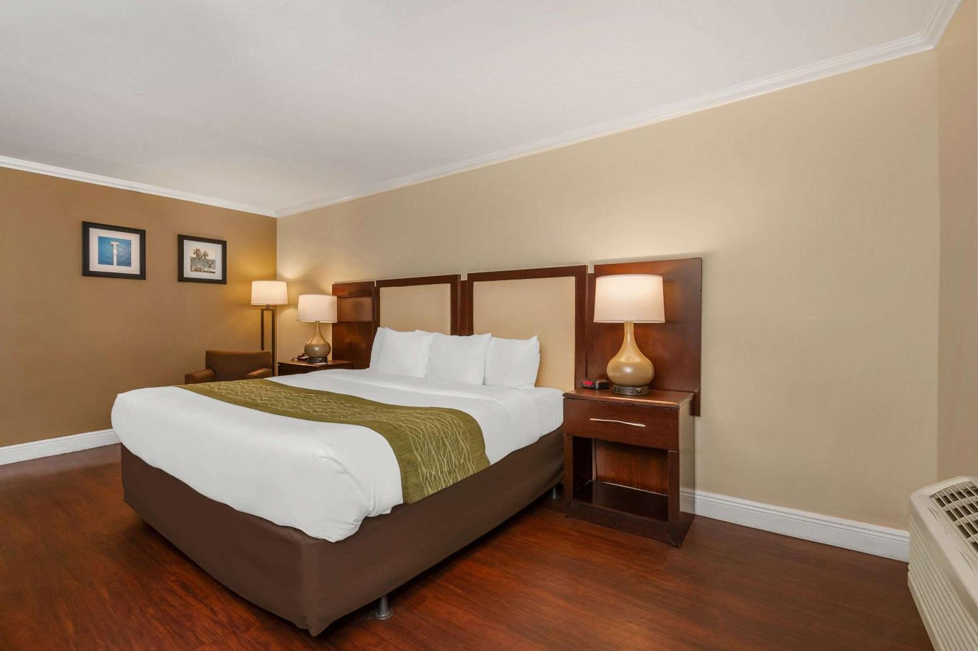 Comfort Oceanside Deerfield Deerfield Beach