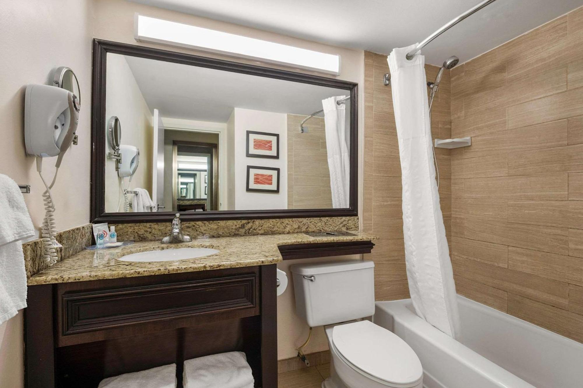 Comfort Oceanside Deerfield