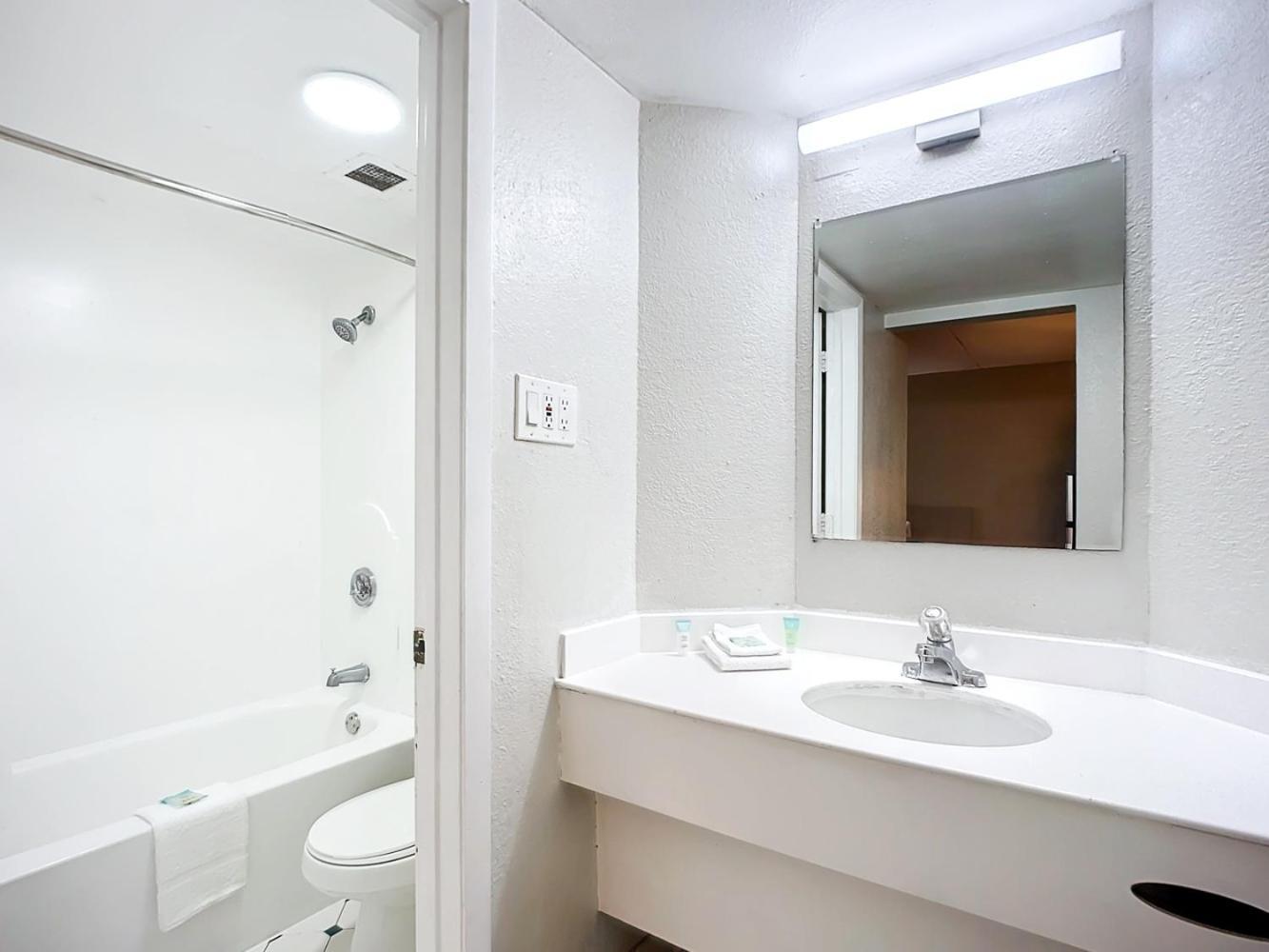 Soho Inn And Suites Jacksonville North 2* Jacksonville
