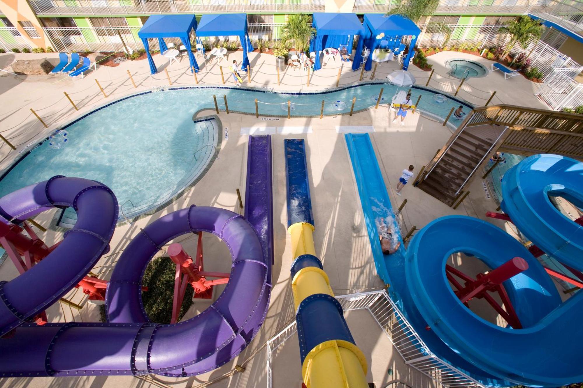 Hotel Ramada By Wyndham Flamingo Water Park Kissimmee