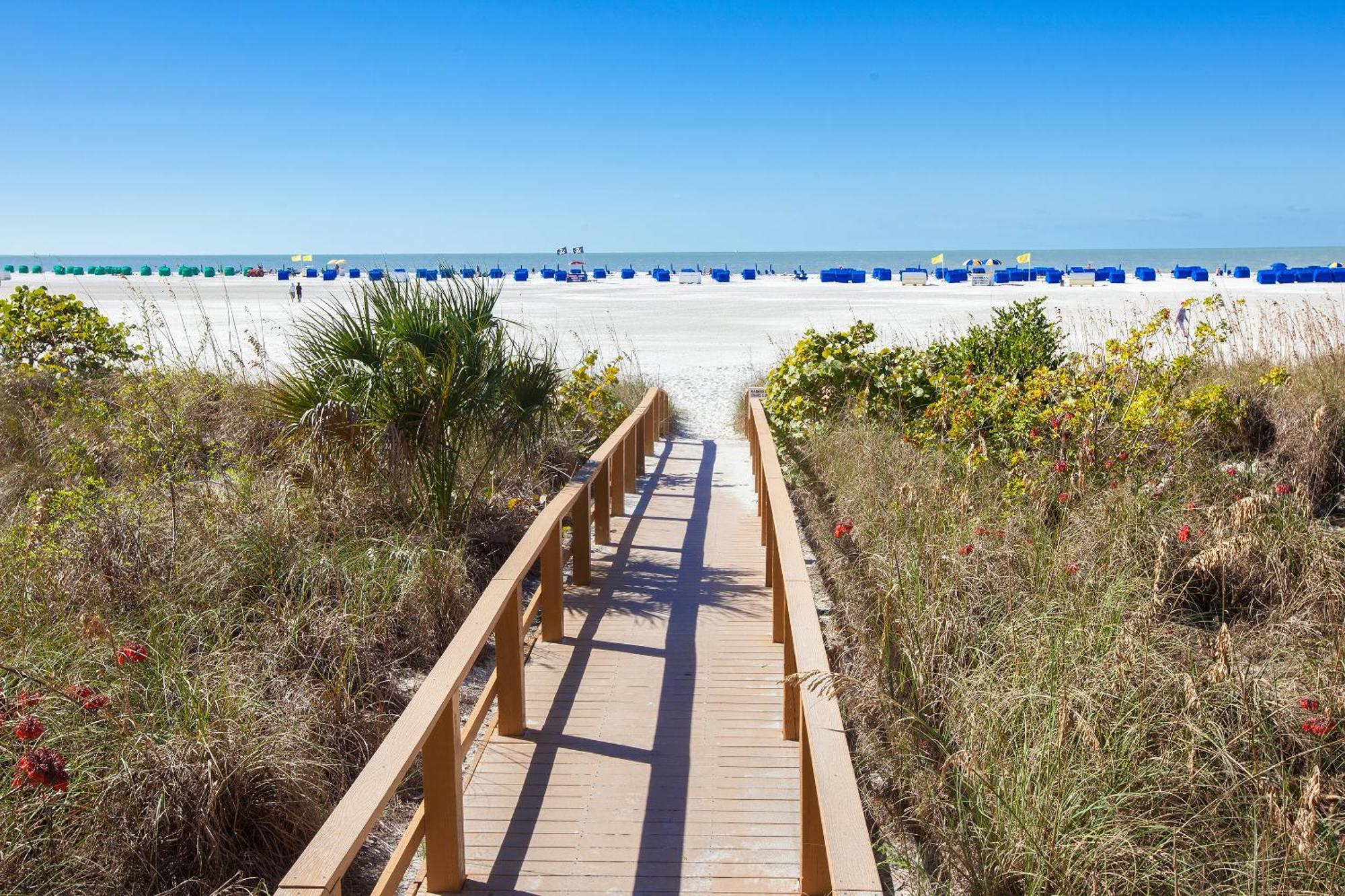 Resort Gullwing Fort Myers Beach