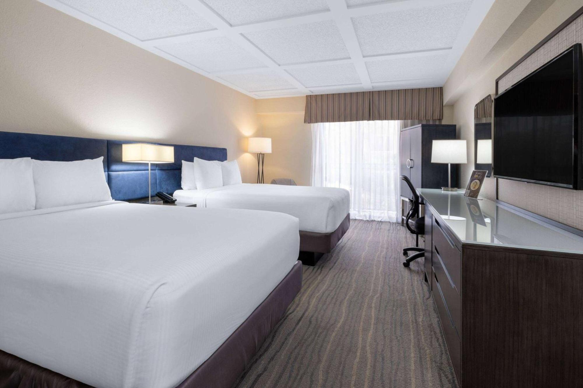 Hotel Wyndham 3*