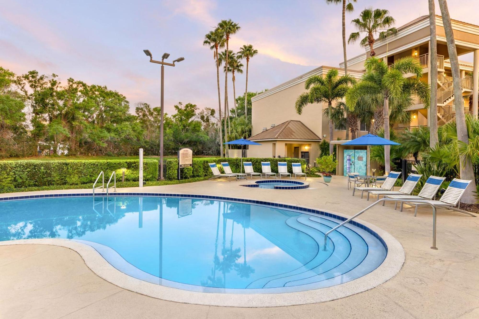 Marriott's Imperial Palms Hotel