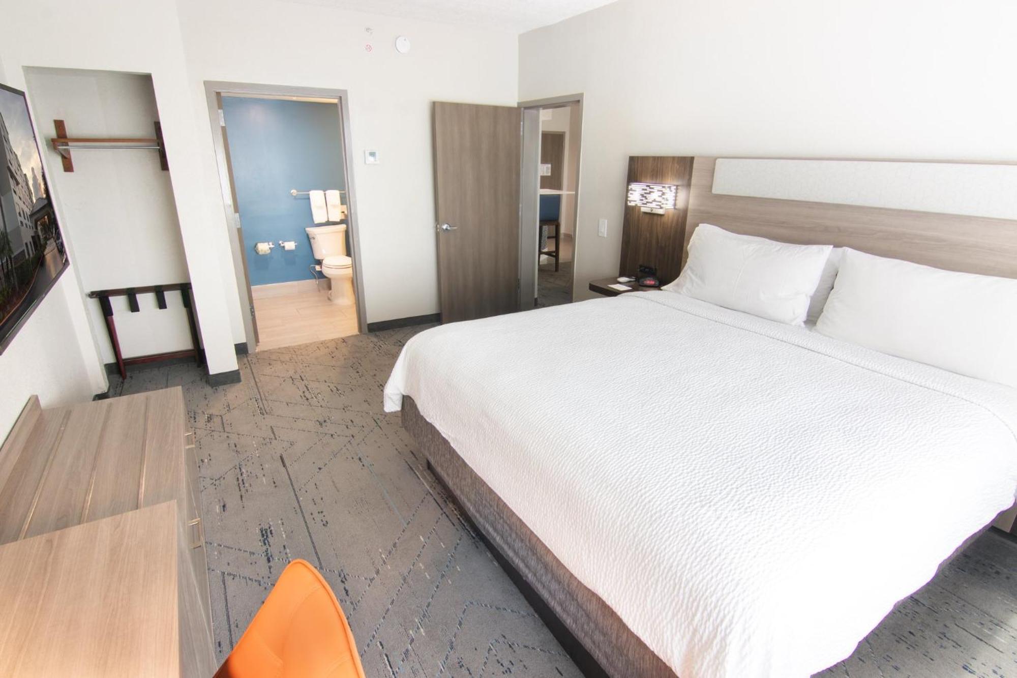 Express And Lauderdale Airport West By Ihg 3* Davie