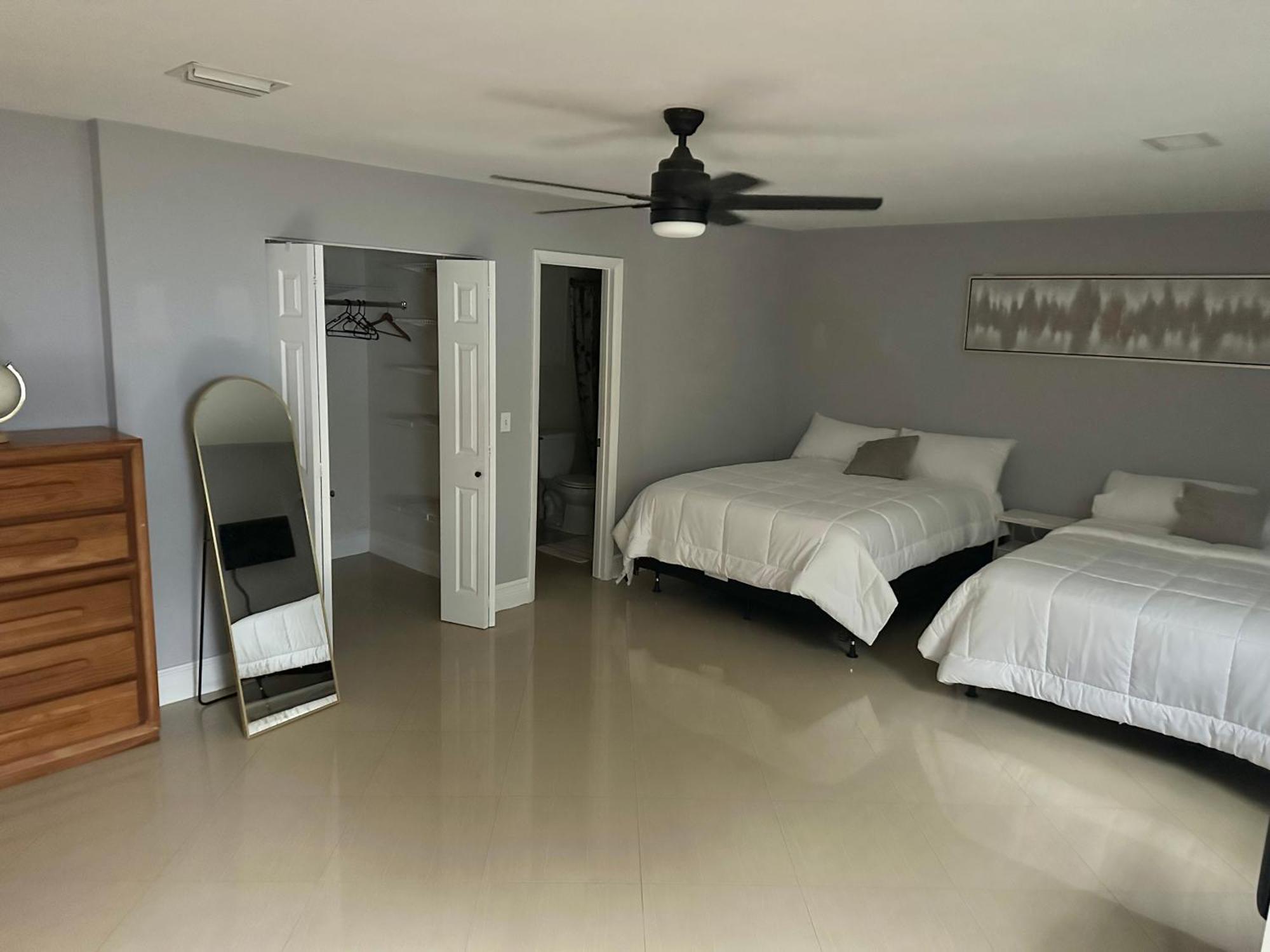 Elles Place * Fort Lauderdale