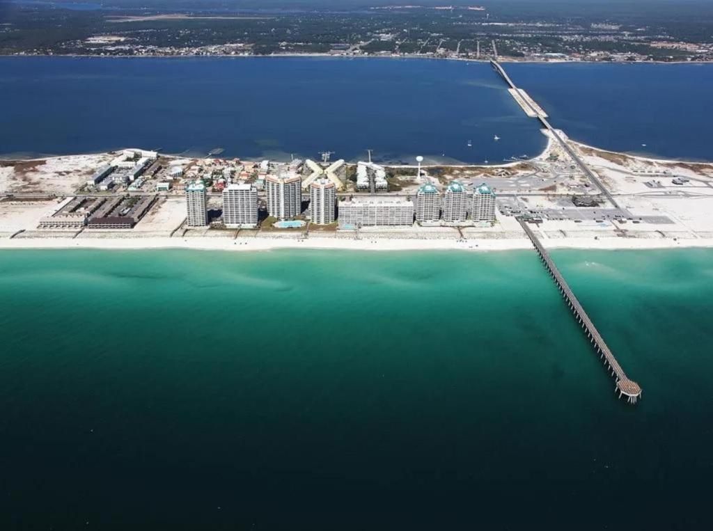 Salty Breeze Navarre