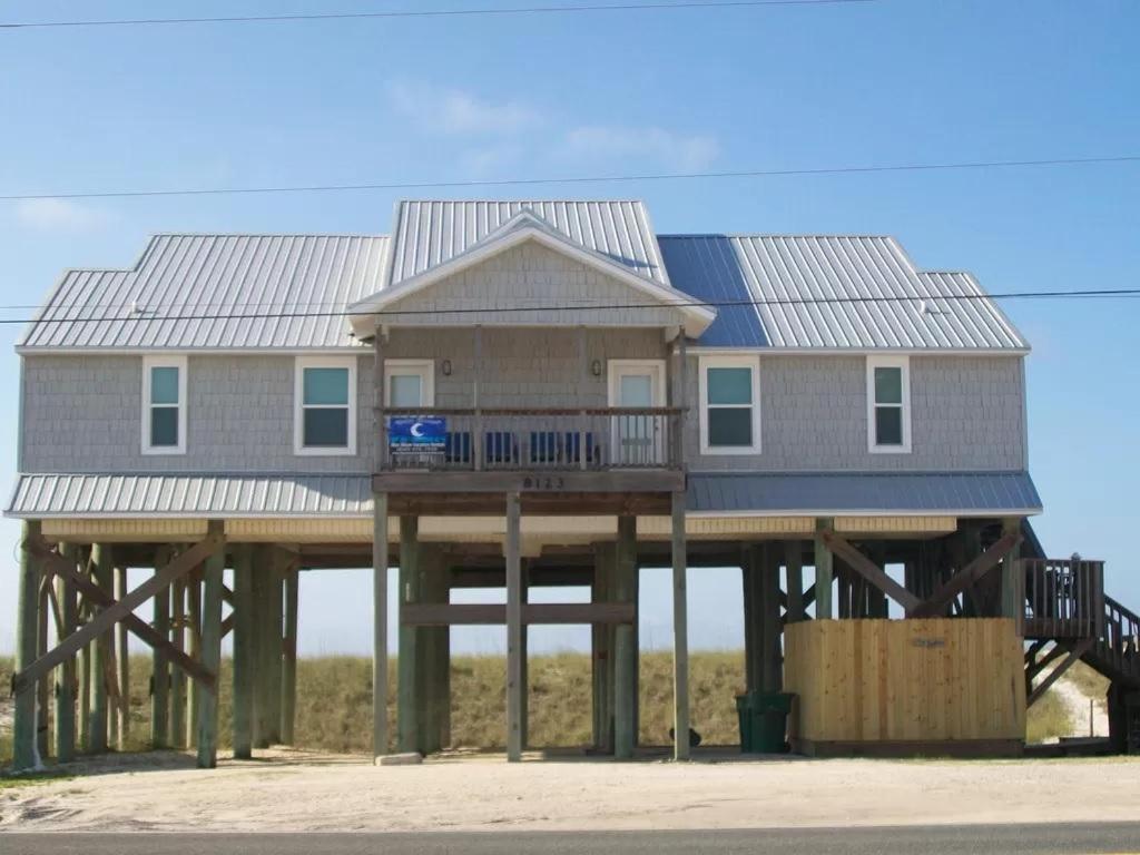 Salty Breeze Navarre