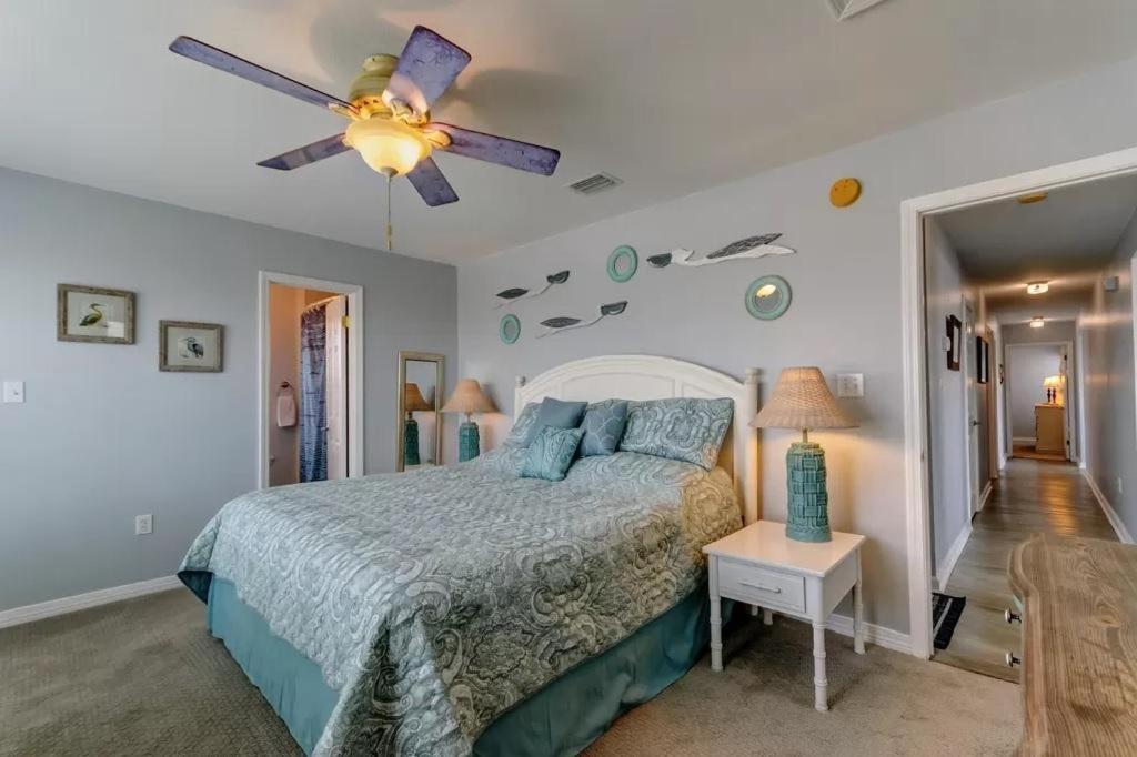 Salty Breeze Holiday home *