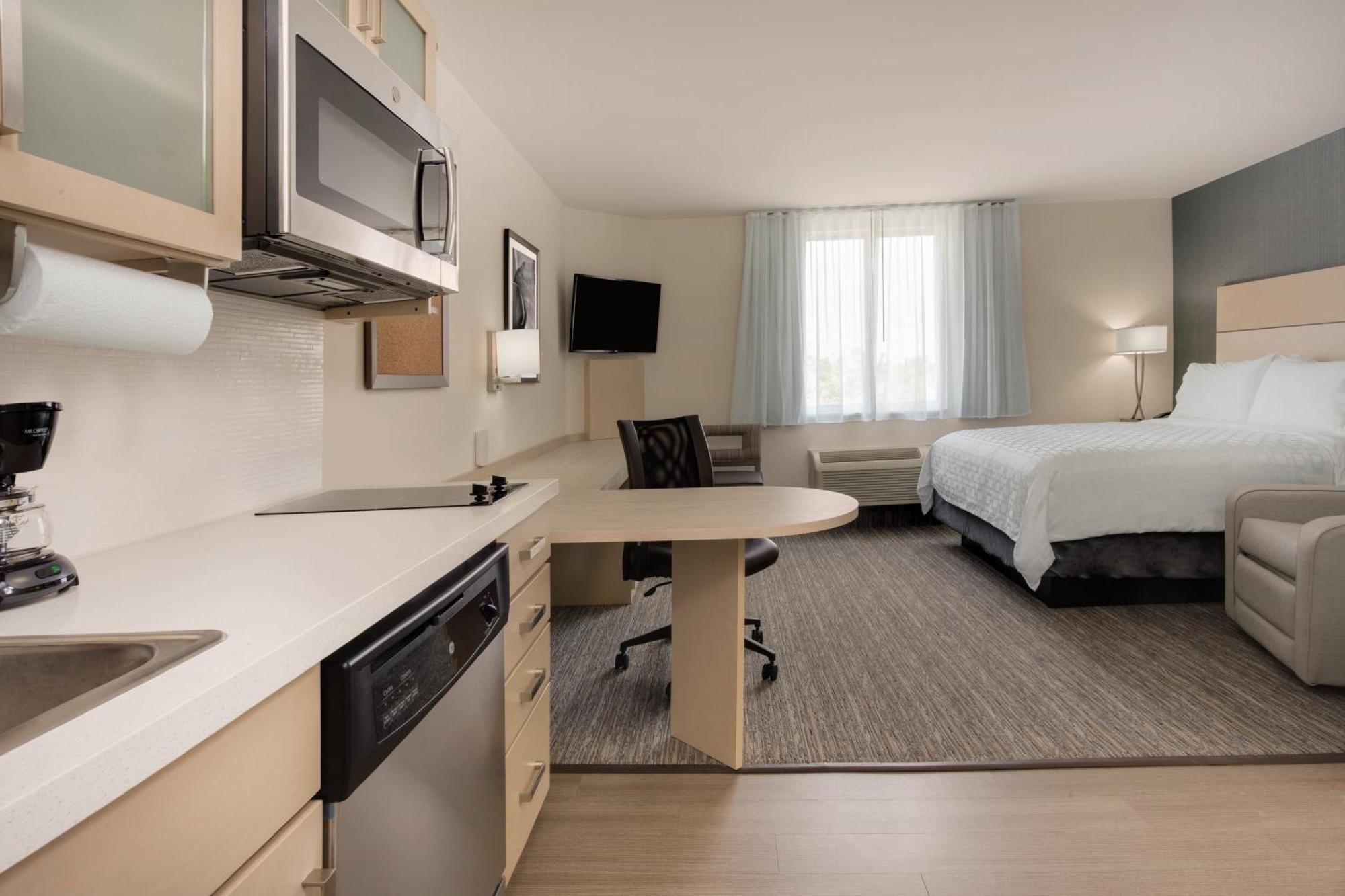 Hotel Candlewood Miami Intl Airport - 36th St By Ihg 3*