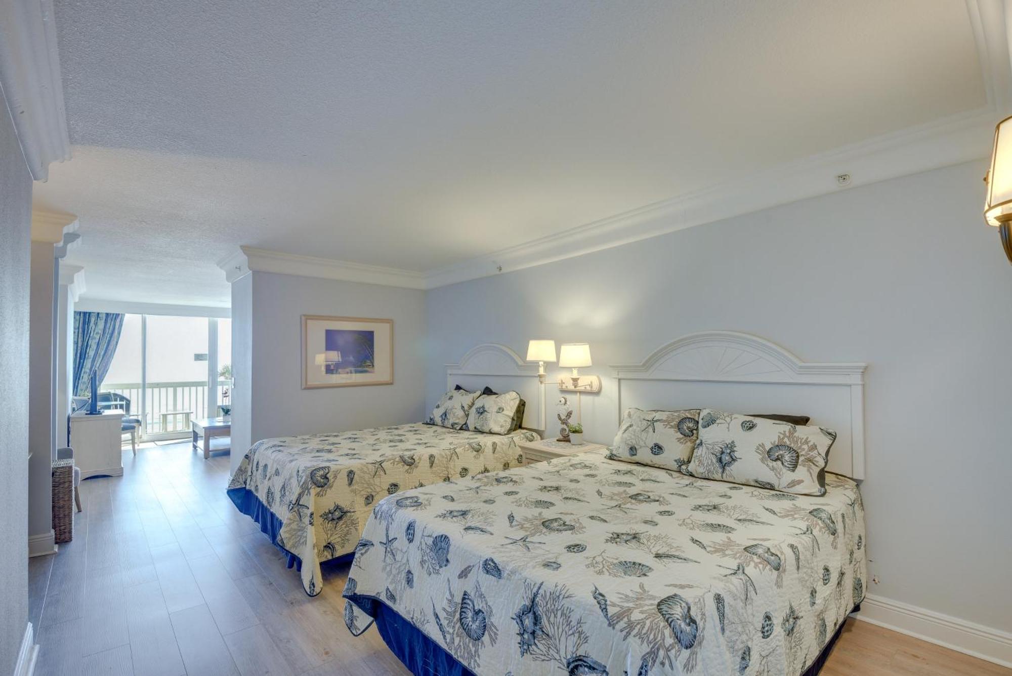 Beachfront Daytona Vacation With Balcony
