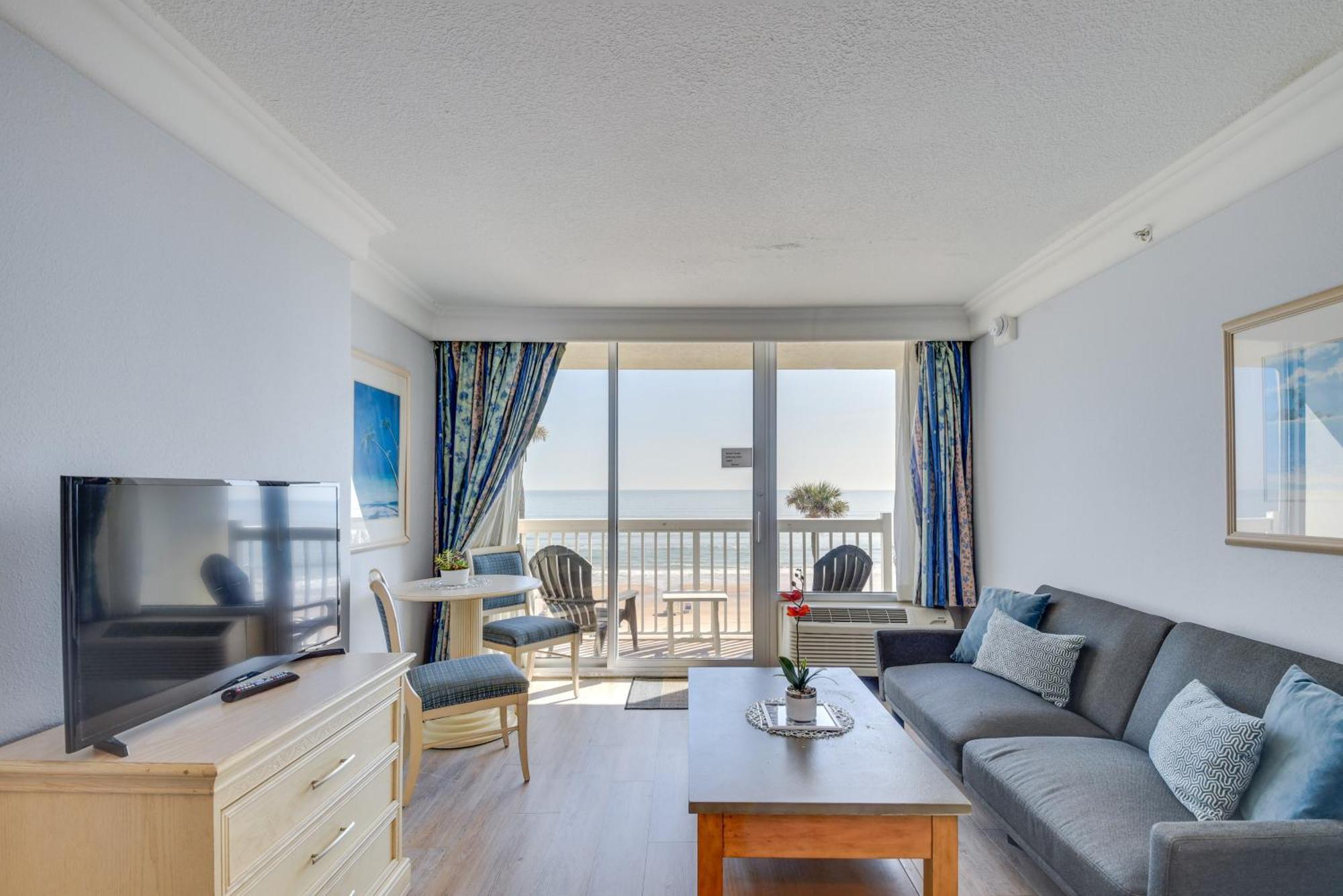 Beachfront Daytona Vacation With Balcony Apartment Daytona Beach