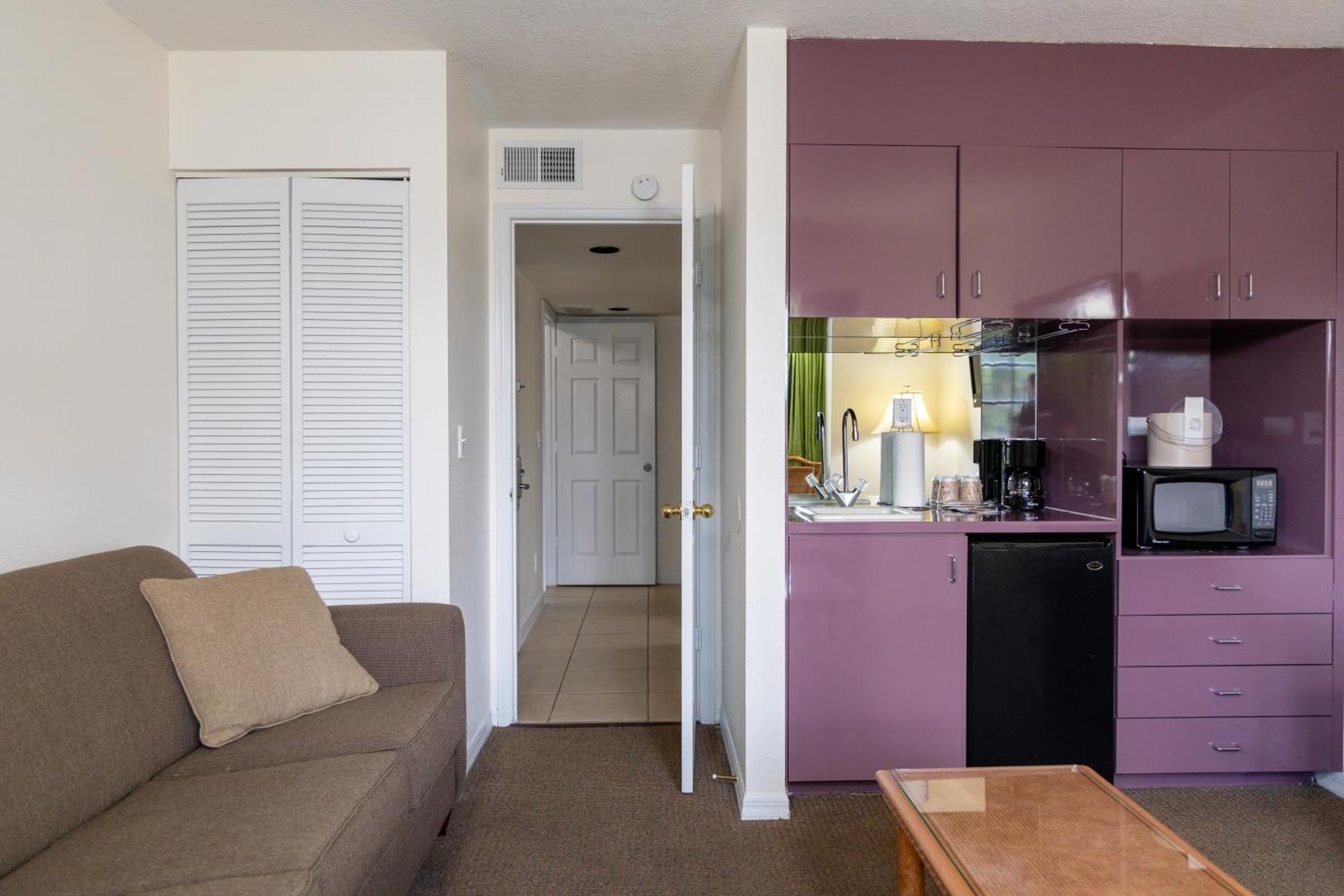 Legacy Vacation & Orlando - Near 3*