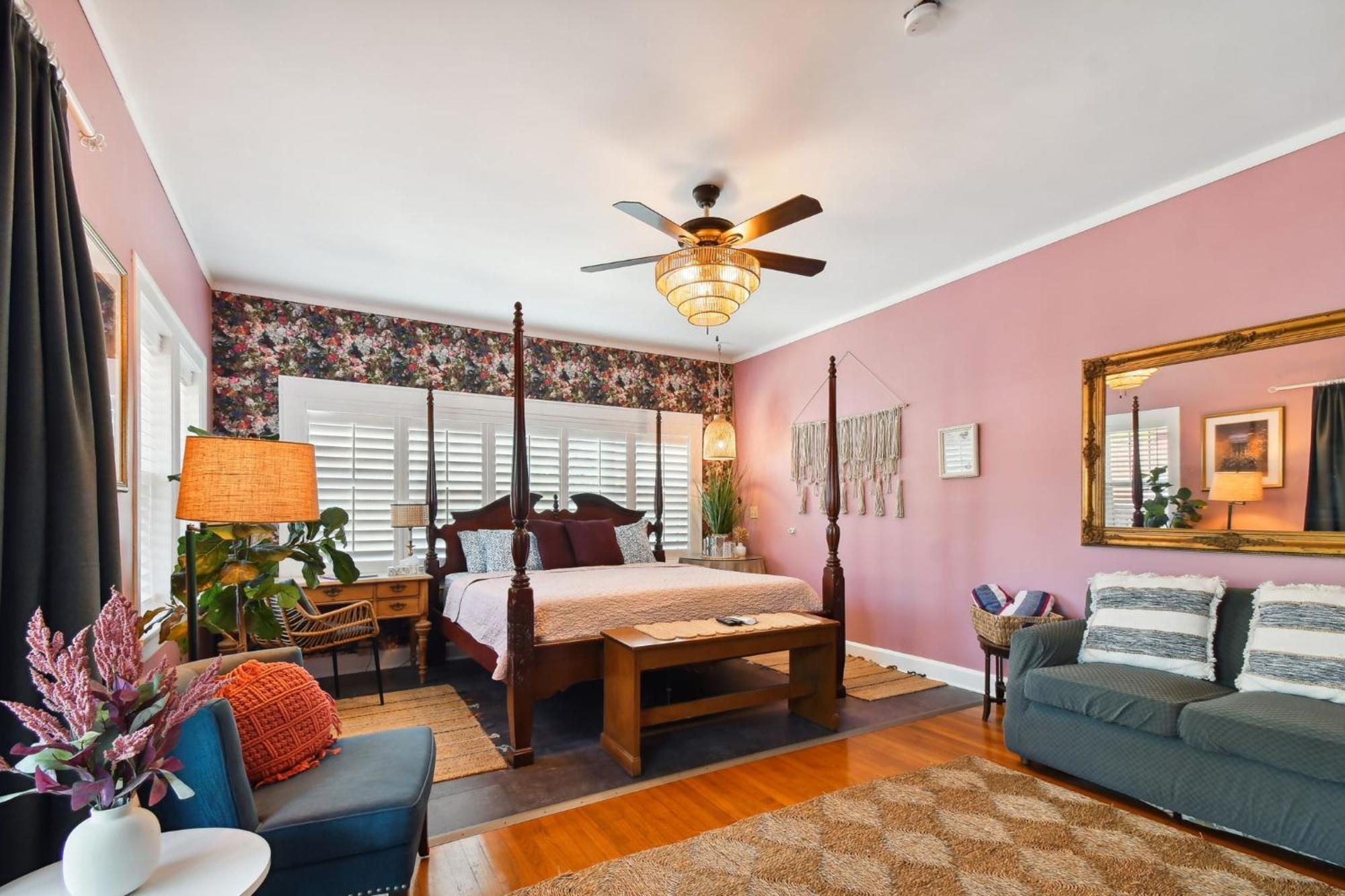 Sea Breeze Manor 3* St. Petersburg