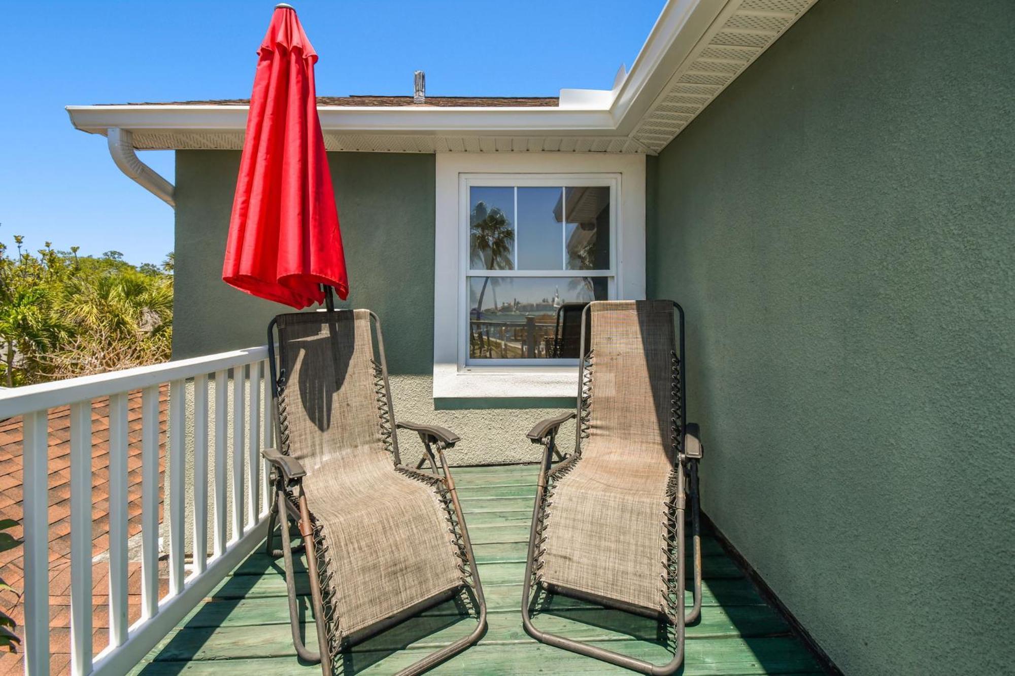 Bed & Breakfast Sea Breeze Manor
