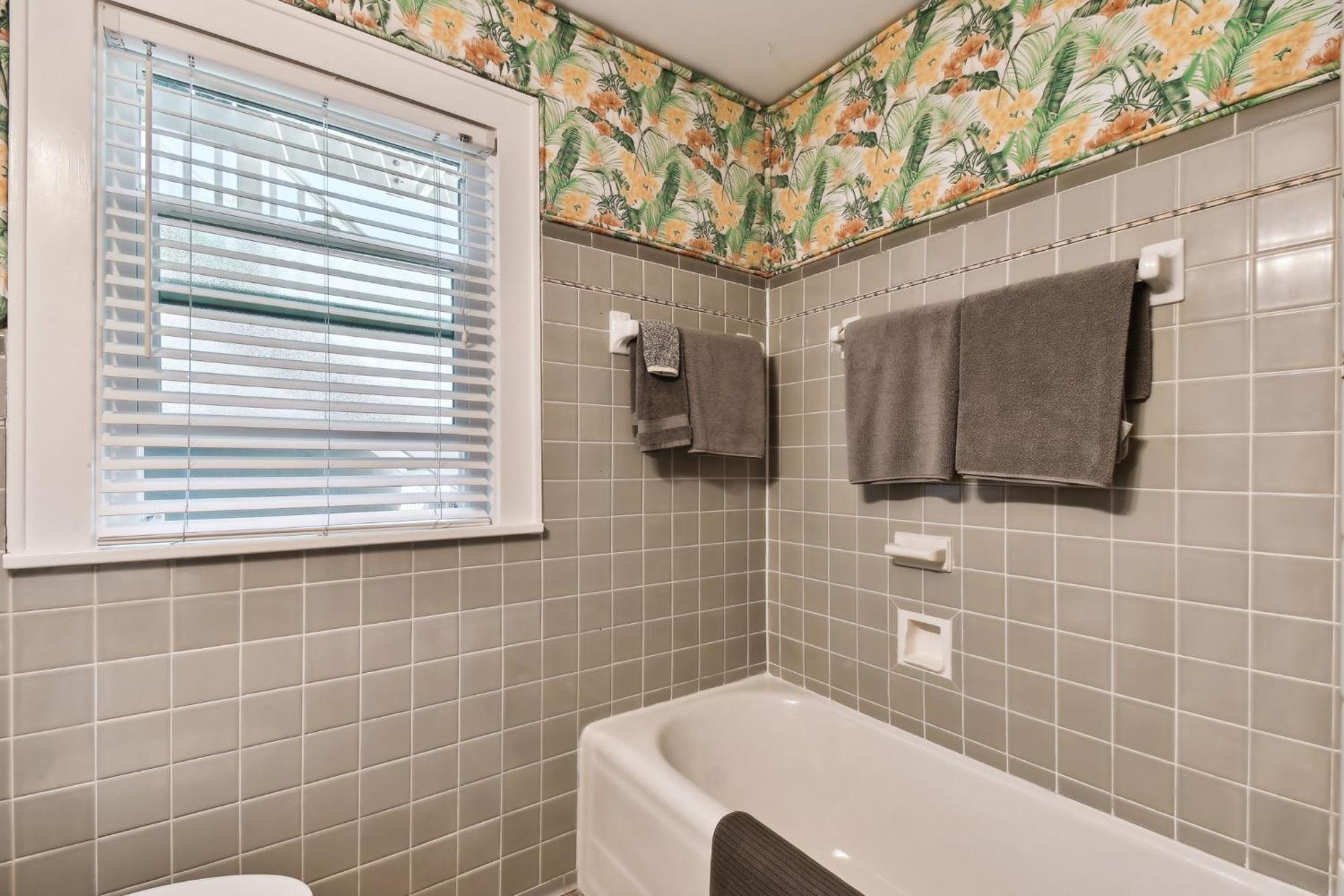 Sea Breeze Manor 3* St. Petersburg