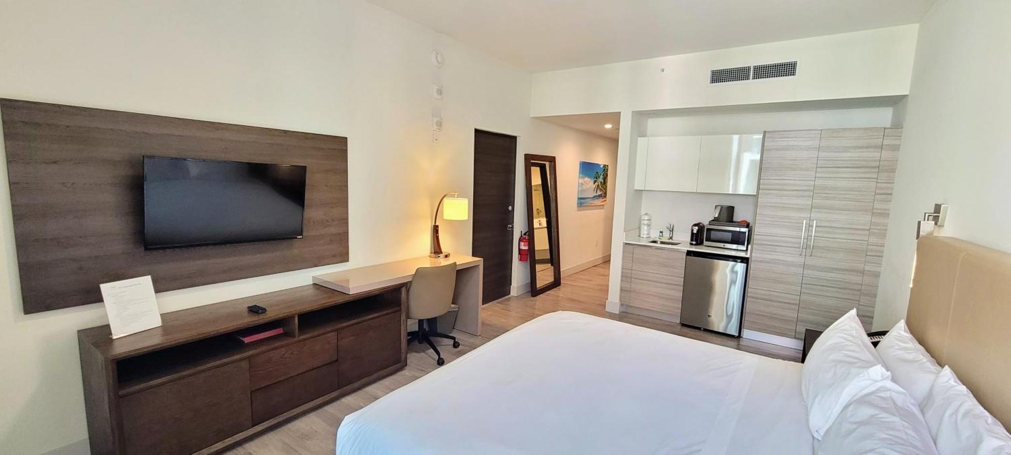 Ch Luxury & On The Apartment *