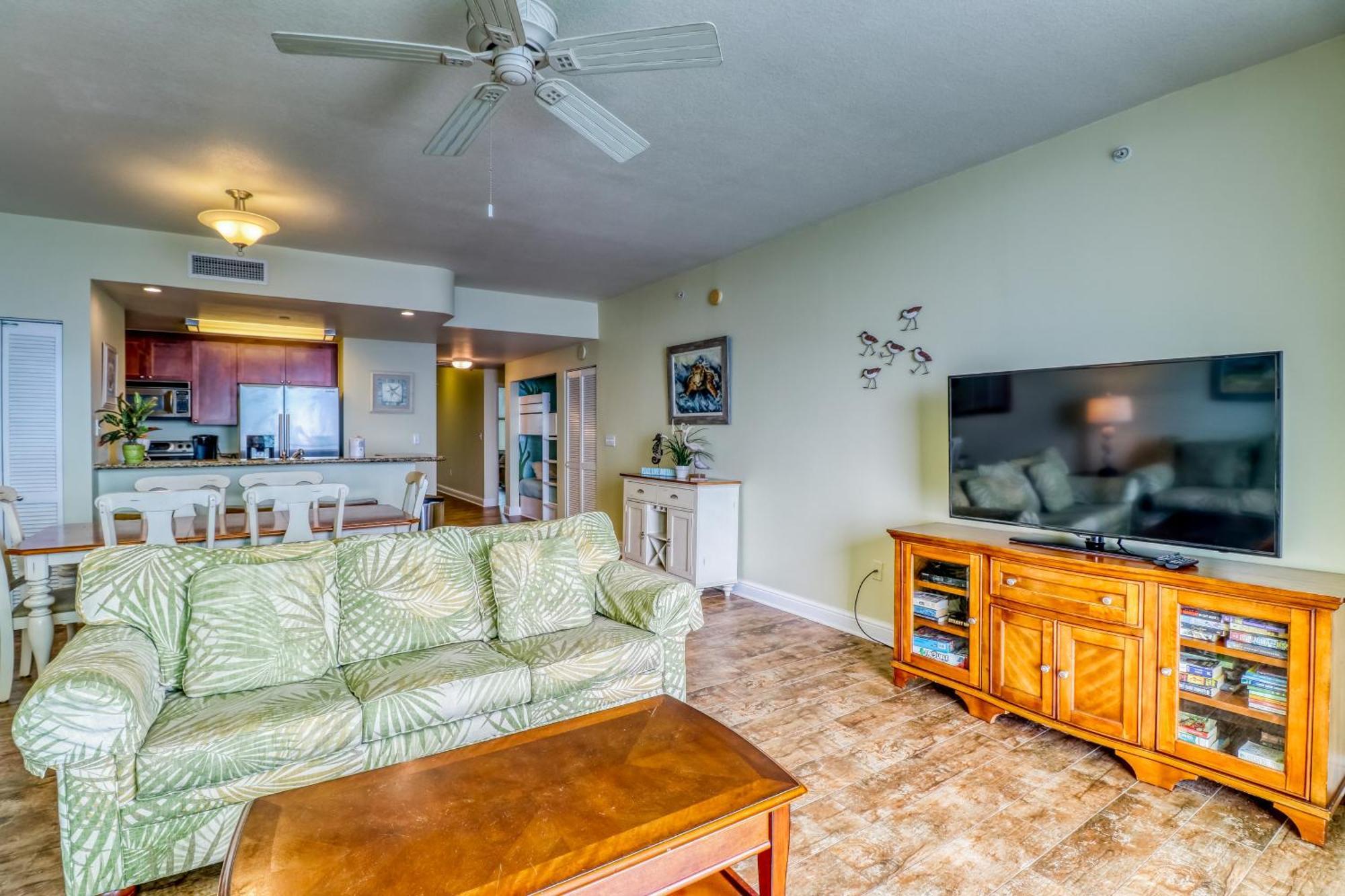 Aqua 1604 Apartment Panama City Beach
