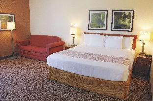 La Quinta & By Wyndham Sawgrass