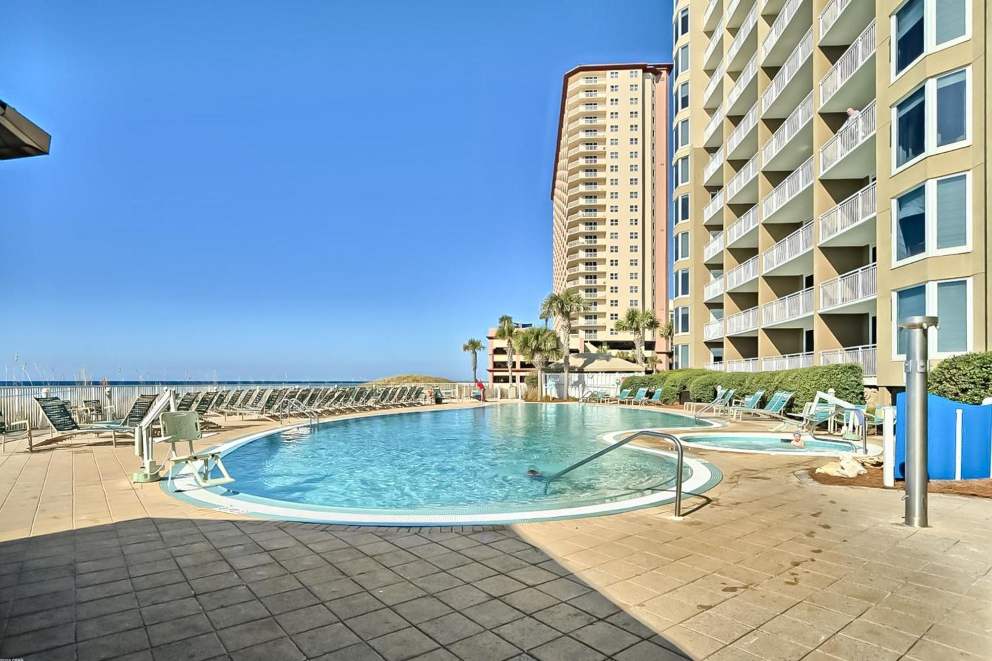 Emerald Ii Apartment *