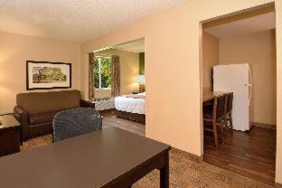 Hotel Extended America Select Airport Memorial Hwy 2*