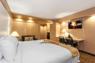 Ocean Palace Hotel