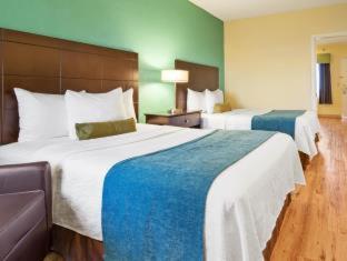 Western Deerfield & Hotel Deerfield Beach