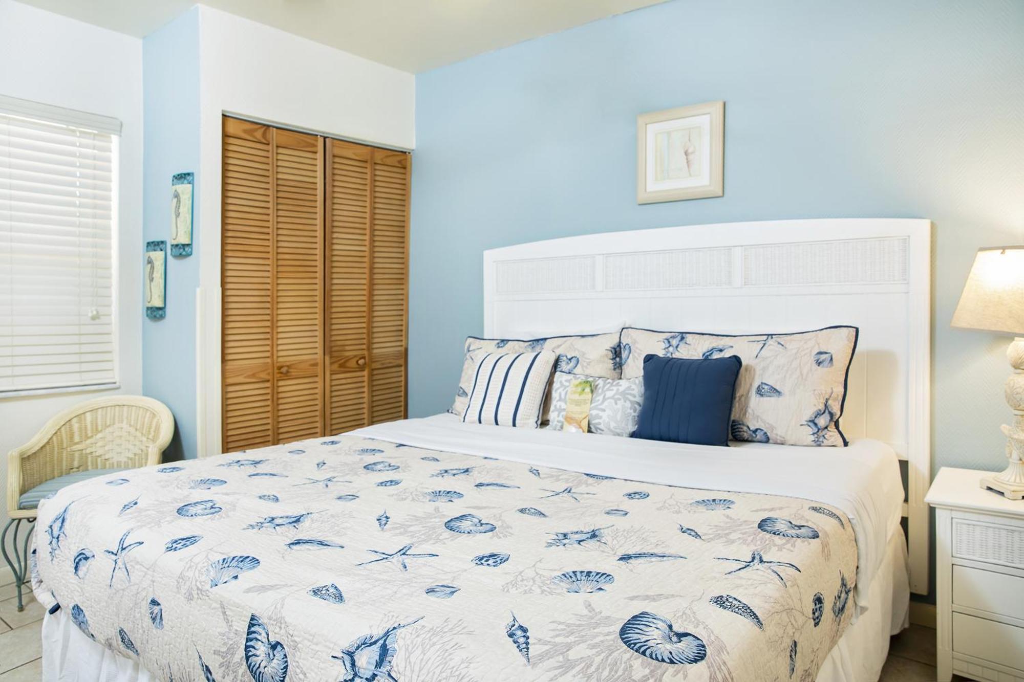 Windjammer And Club Lauderdale-by-the-Sea