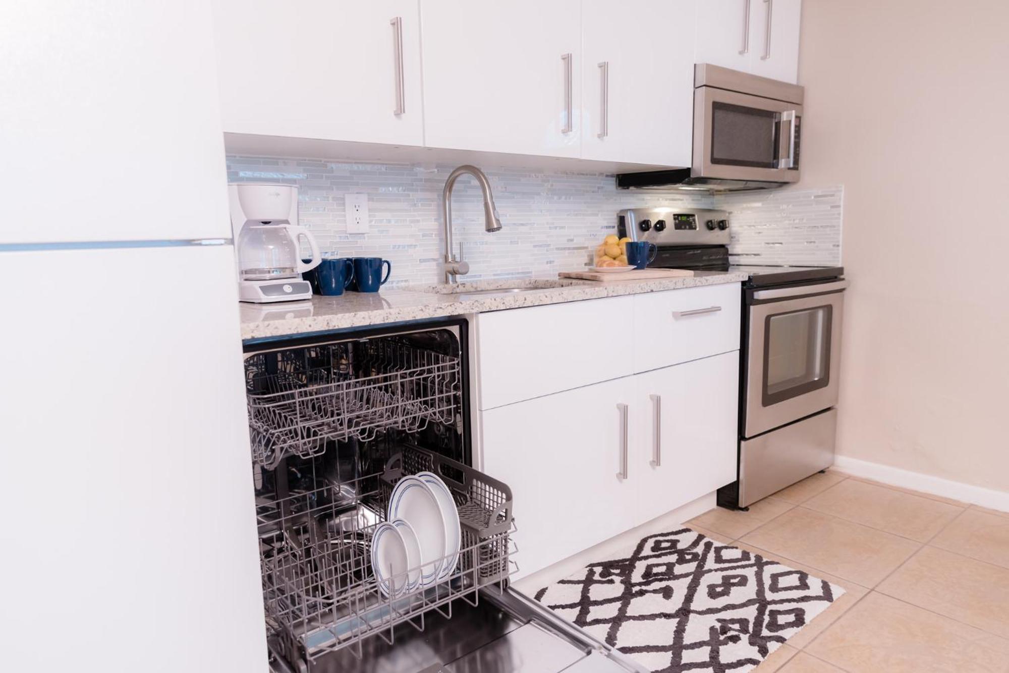 Island House Apartment *