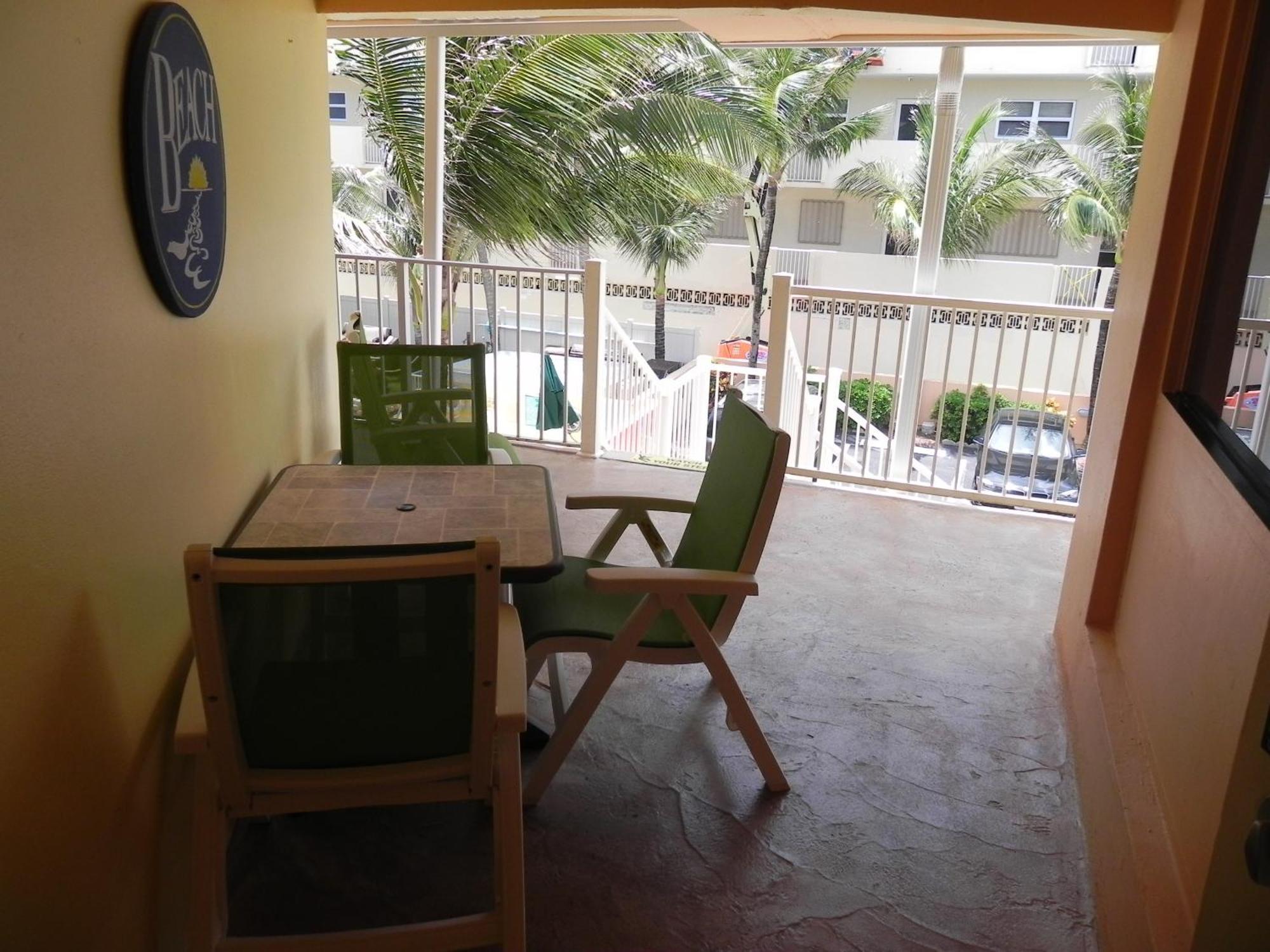 Windjammer And Club Resort