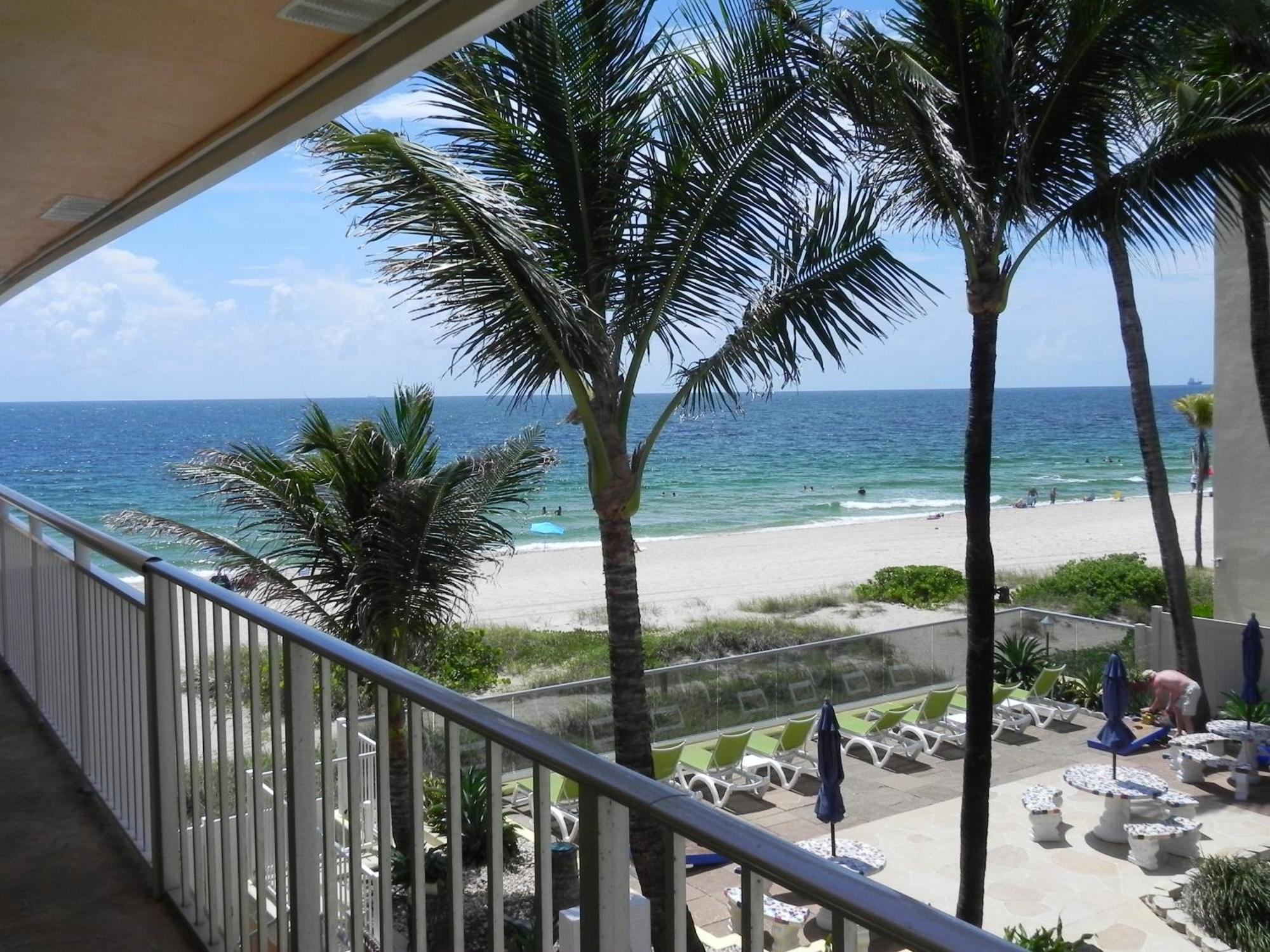 Windjammer And Club Resort Lauderdale-by-the-Sea
