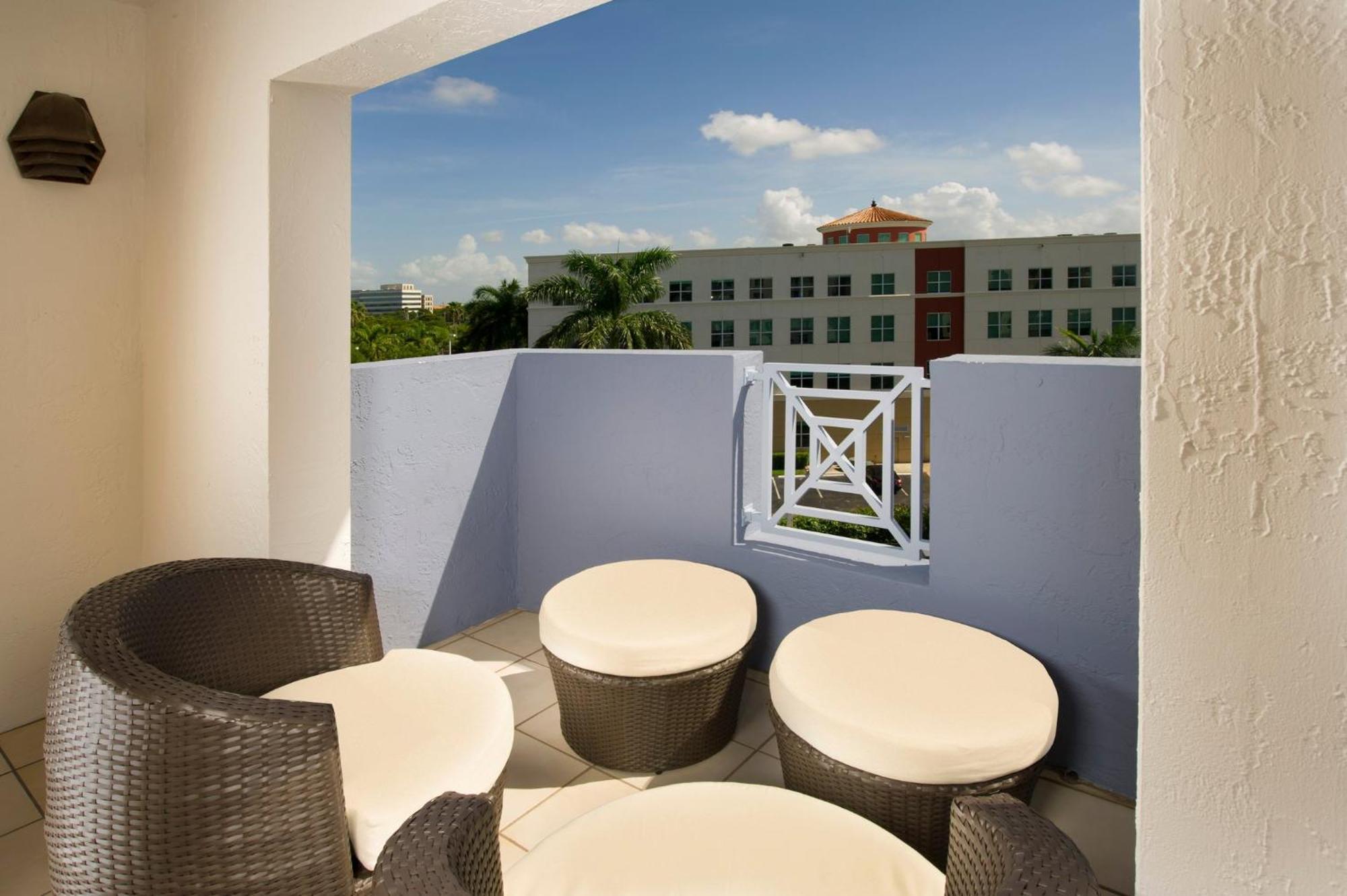 Hotel Miami-doral Area By Ihg