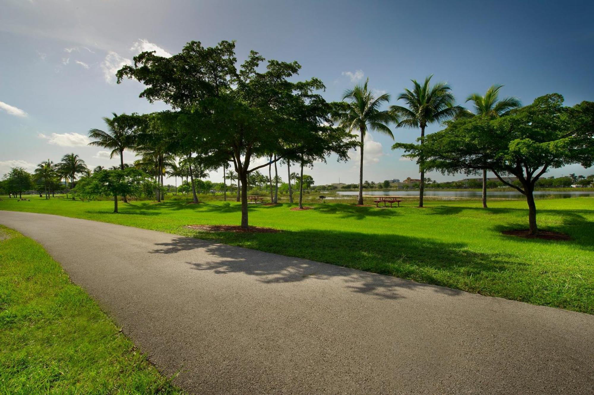 Hotel Miami-doral Area By Ihg Doral