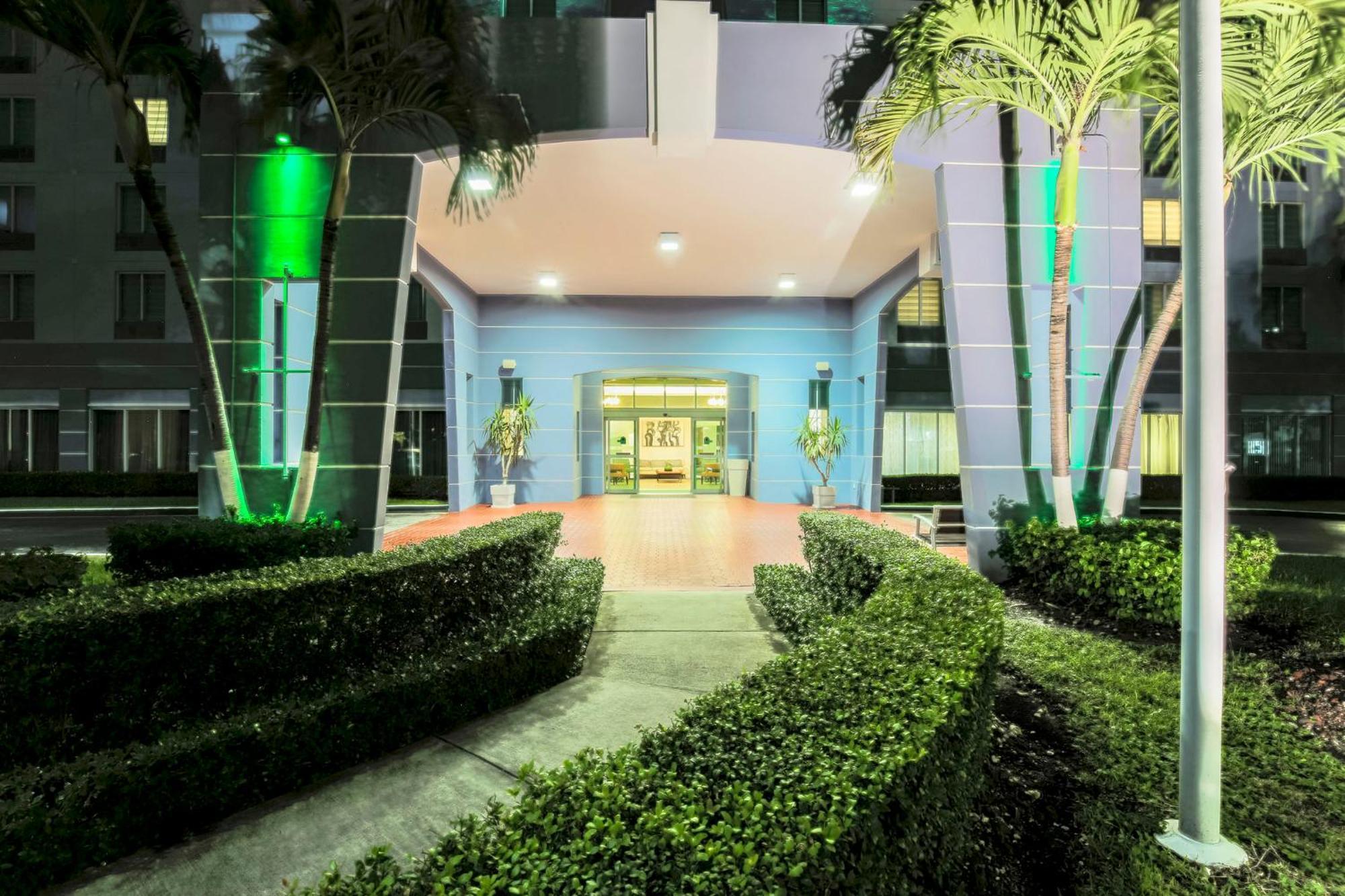 Hotel Miami-doral Area By Ihg Doral