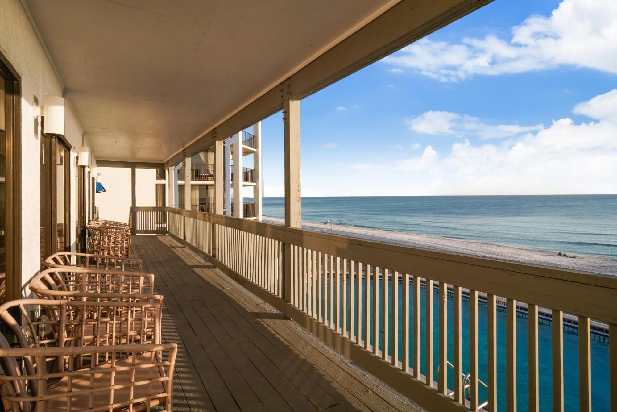 Holiday home Aquavista #303-w By Book That *