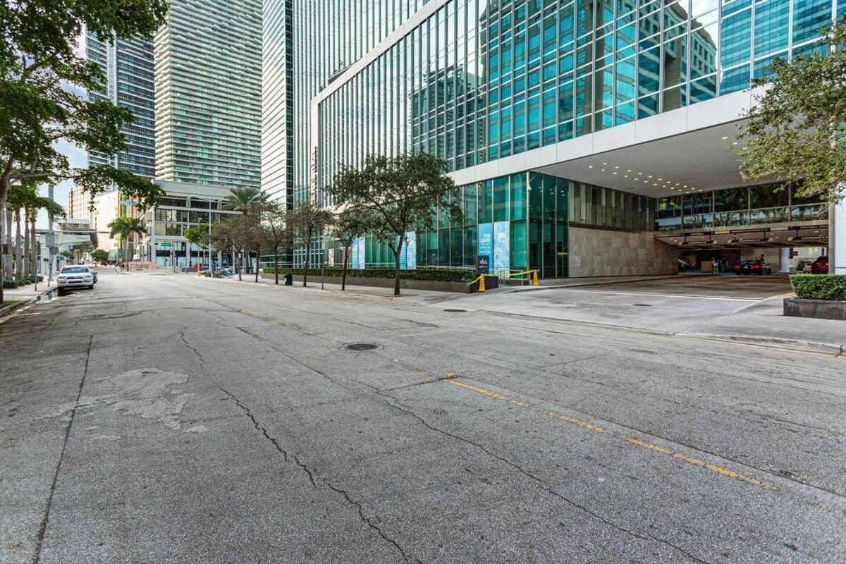 Private At Lux Free Parking Apartment
