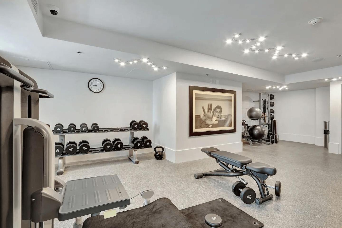 Private At Lux Free Parking Apartment *