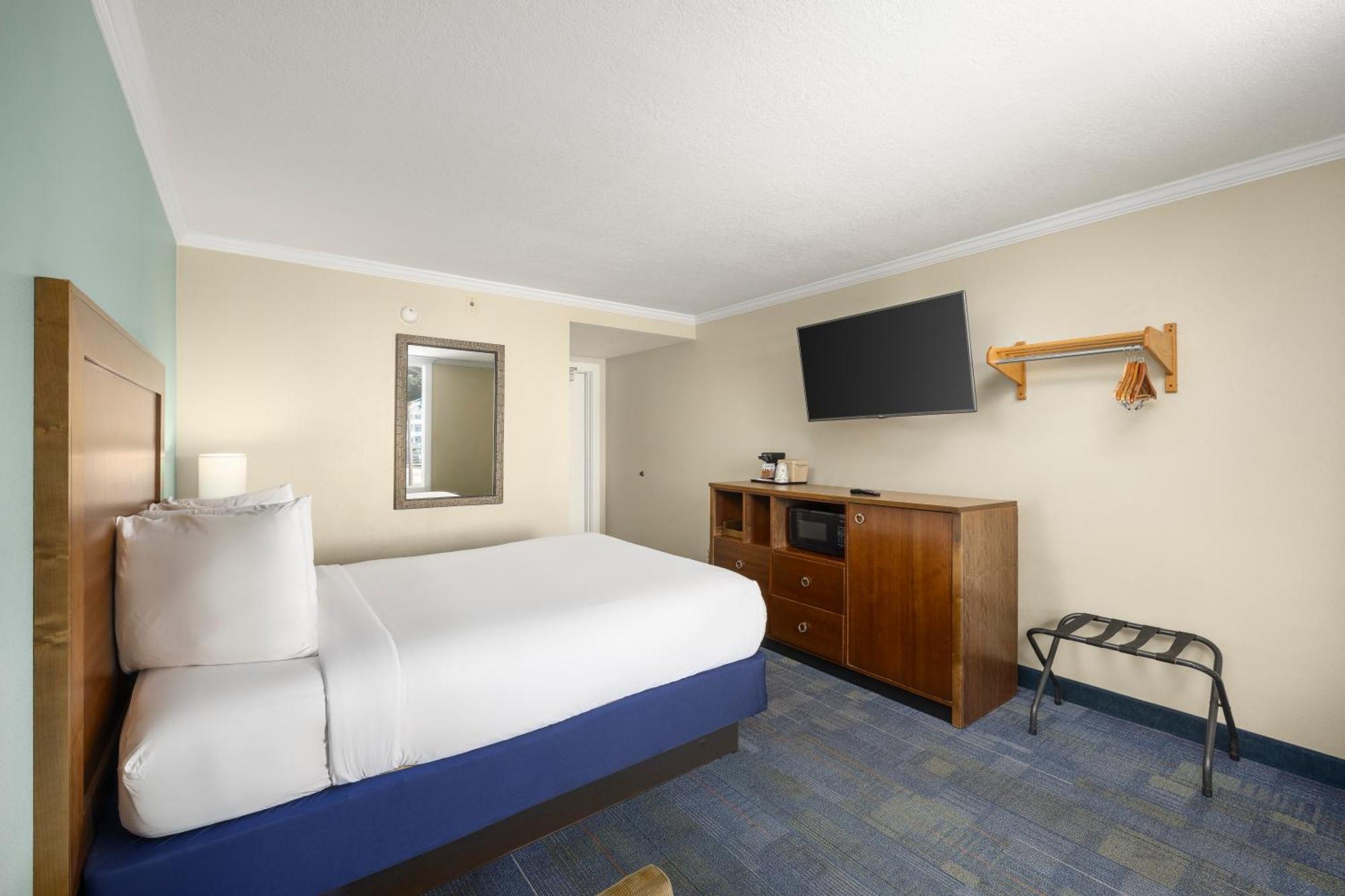 Motel Beachside Panama 2*