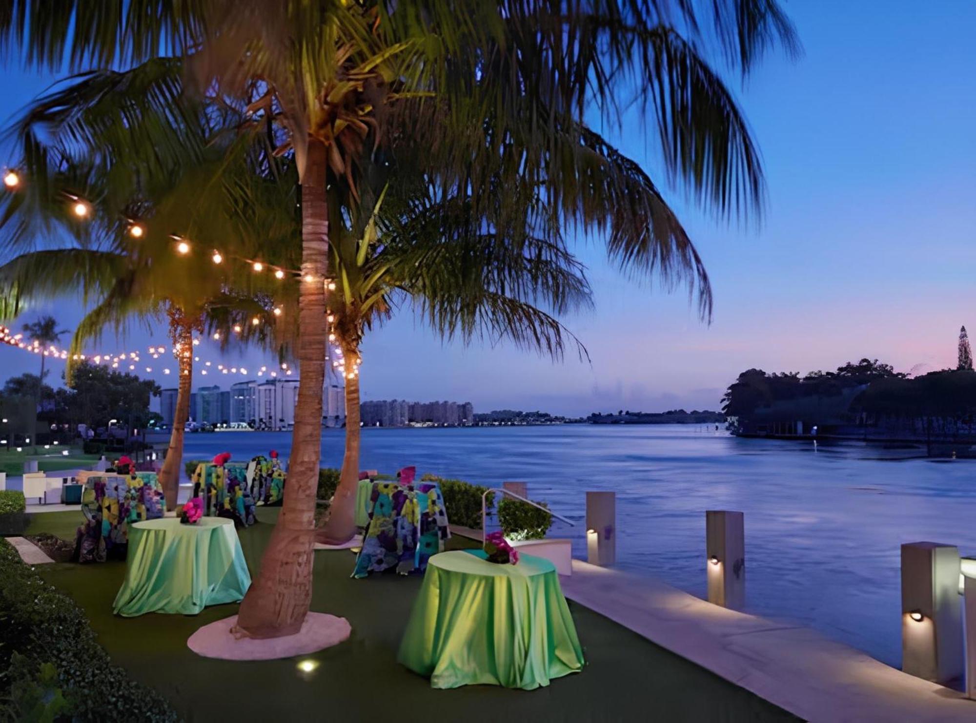 Waterstone & Marina Boca Raton, Curio Collection By Hilton Boca Raton