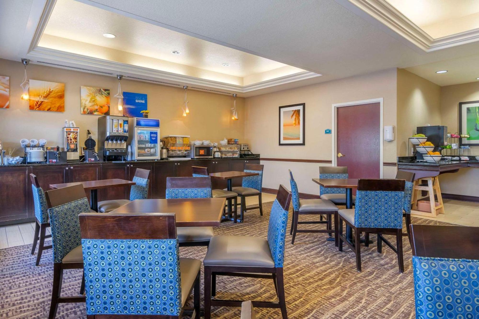 Hotel Comfort & Northeast - Gateway 3*