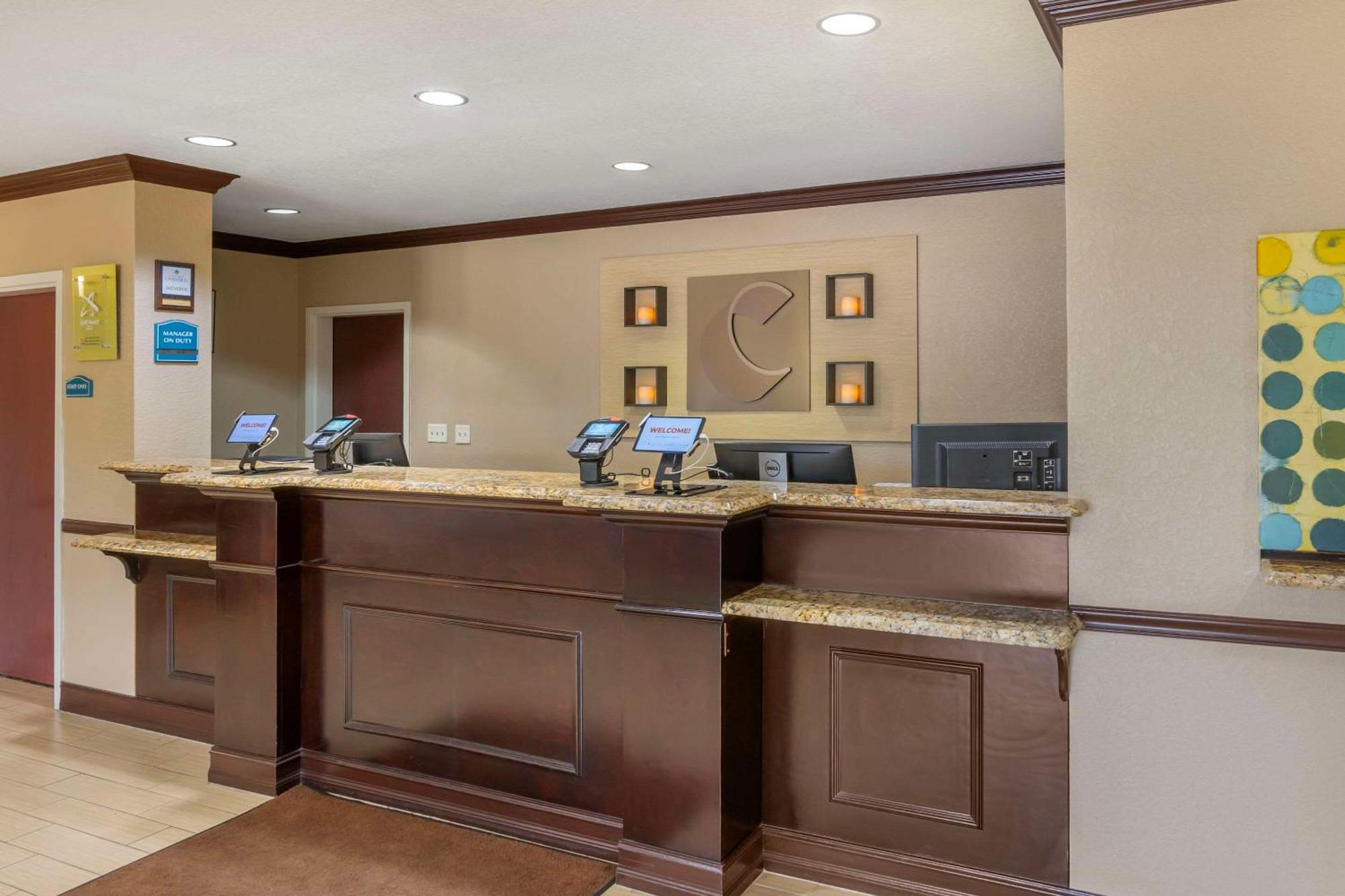 Hotel Comfort & Northeast - Gateway 3*