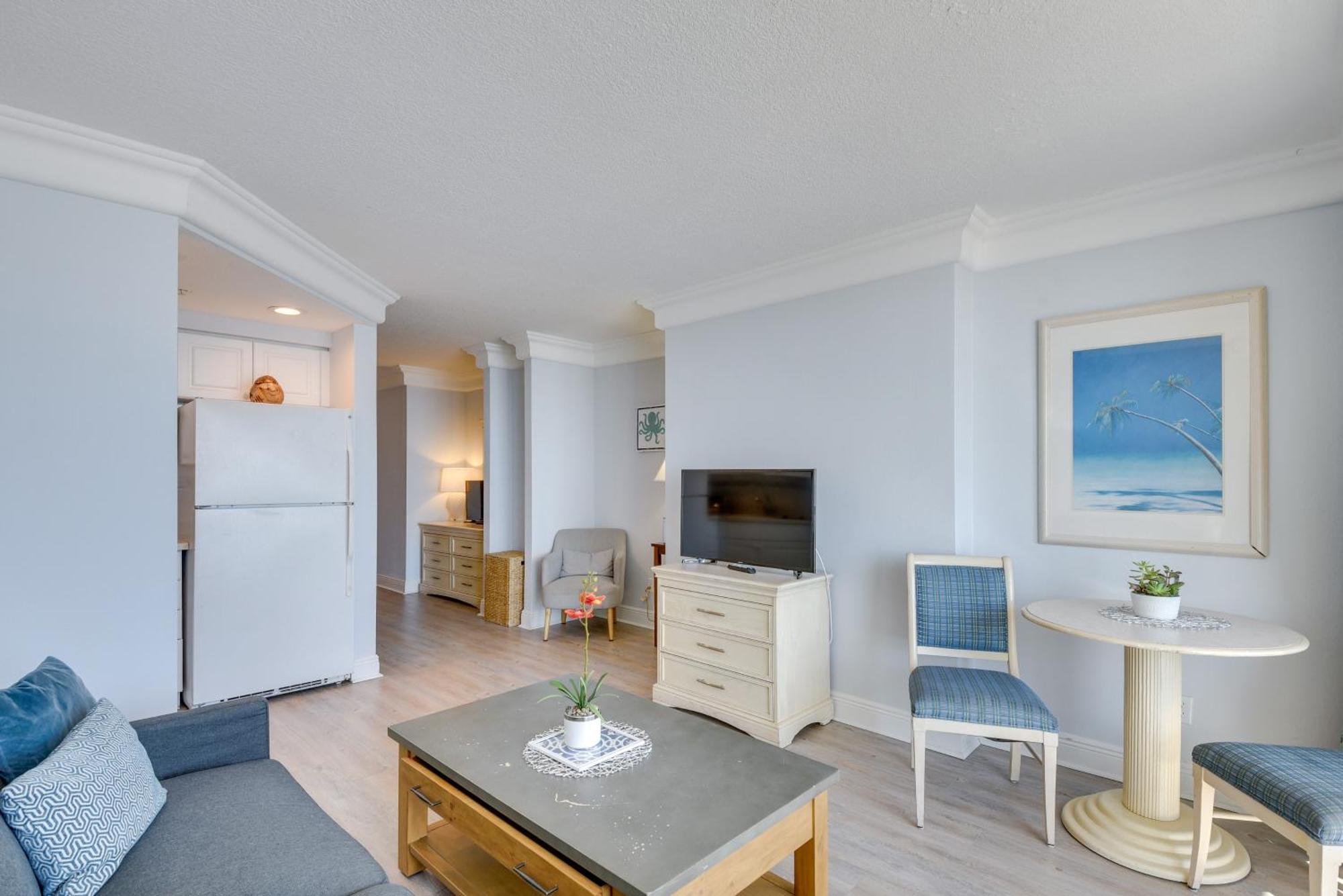 Apartment Beachfront Daytona Vacation With Balcony