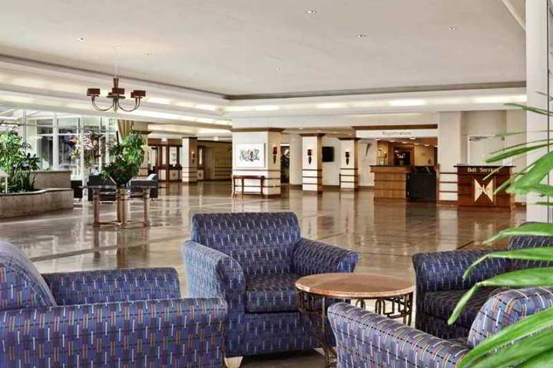 Doubletree By Hilton At The Entrance To Universal Hotel Orlando