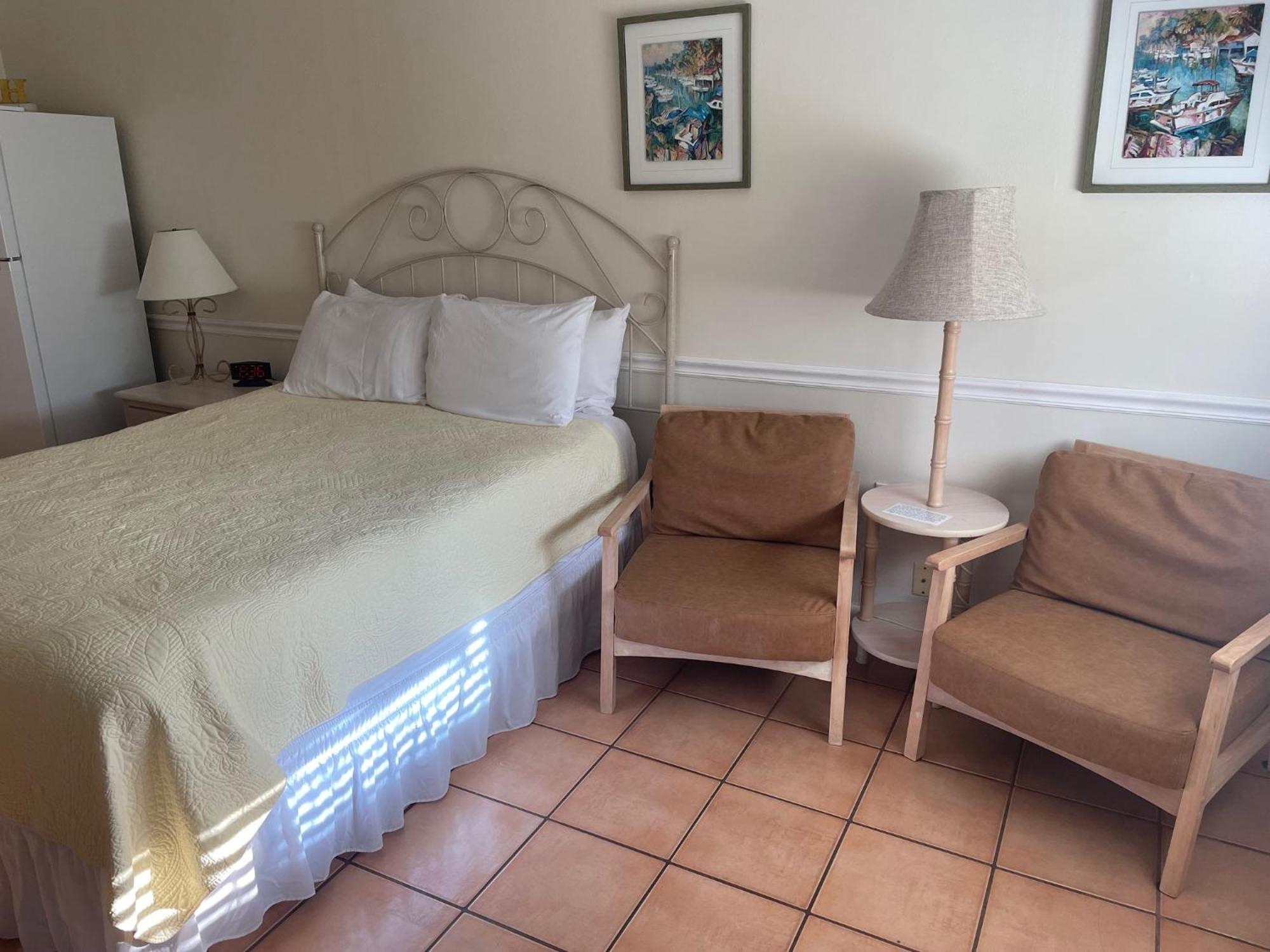 Beach Villas Aparthotel 3*