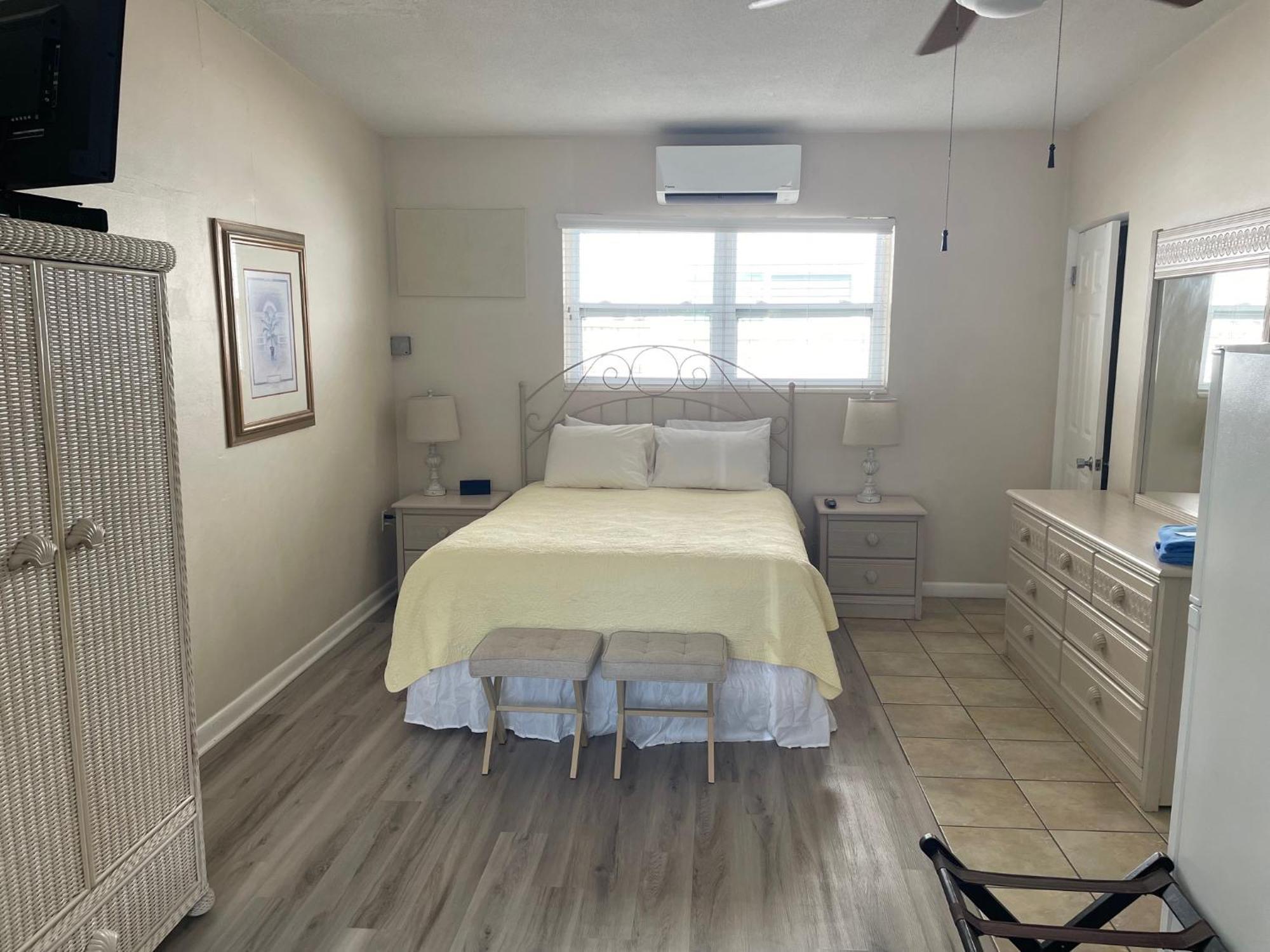 Beach Villas Aparthotel 3*