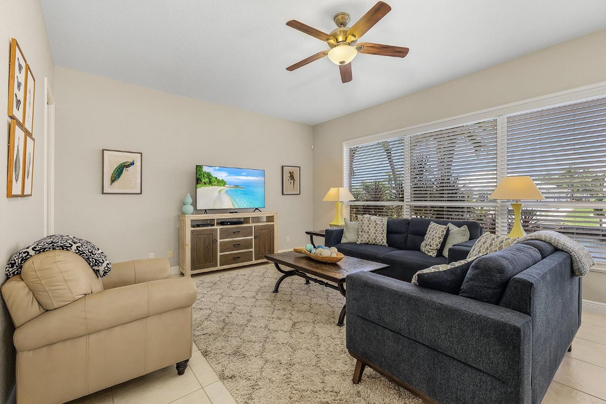 Ocean Drive Sw Cape - Waterfront Private Locally Owned & Managed, Fair & Honest Pricing *