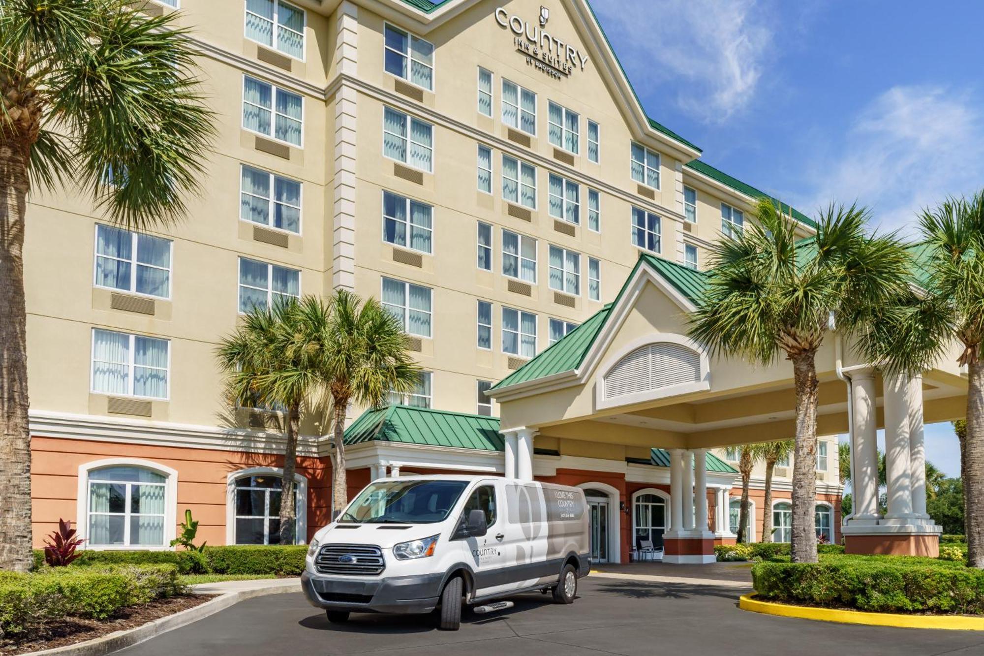 Hotel Country & By Radisson, Airport, Fl 3*