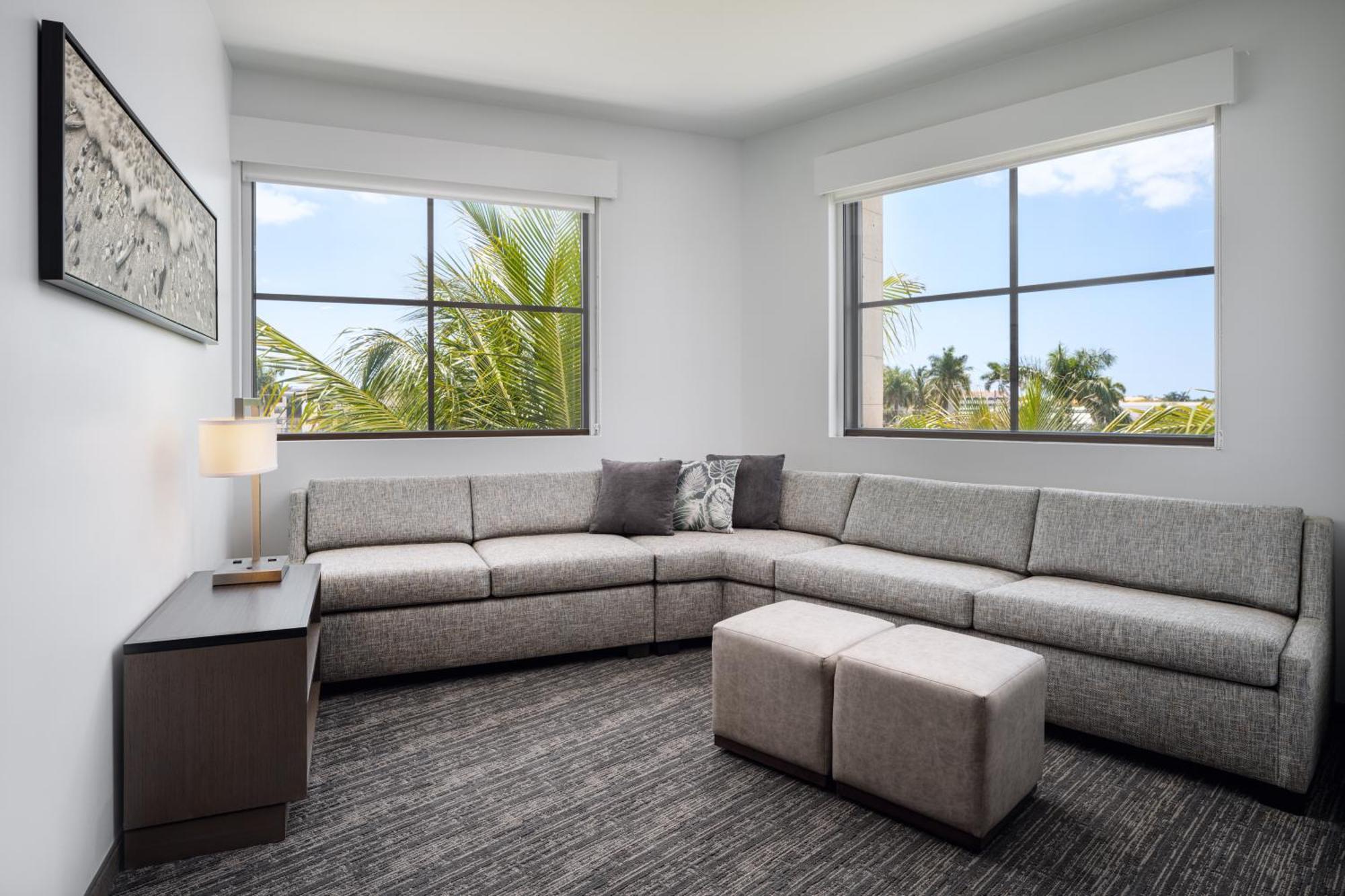 Hotel Hyatt House 5th Avenue 3*