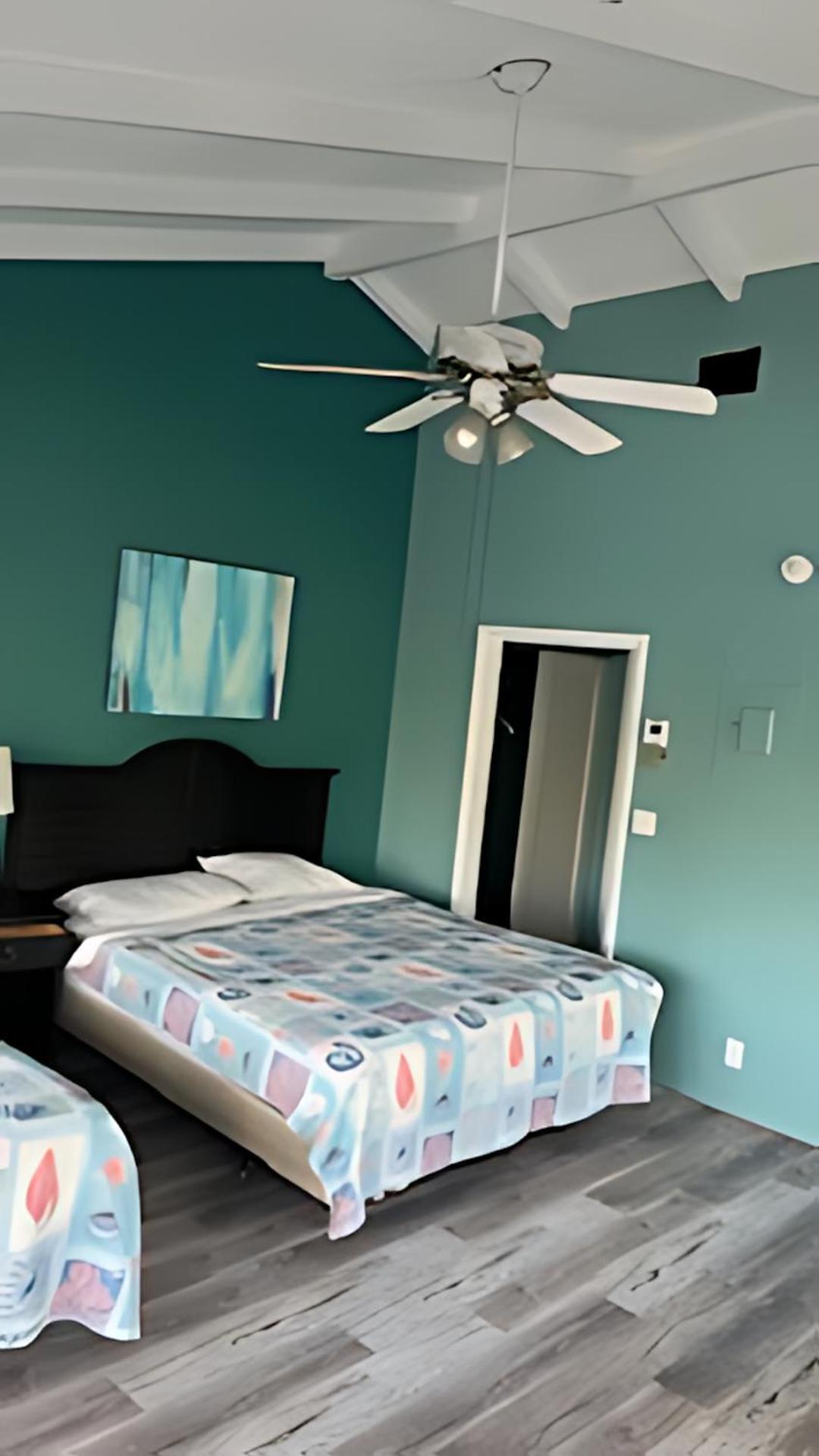 Avalon Of Deerfield Resort 2*