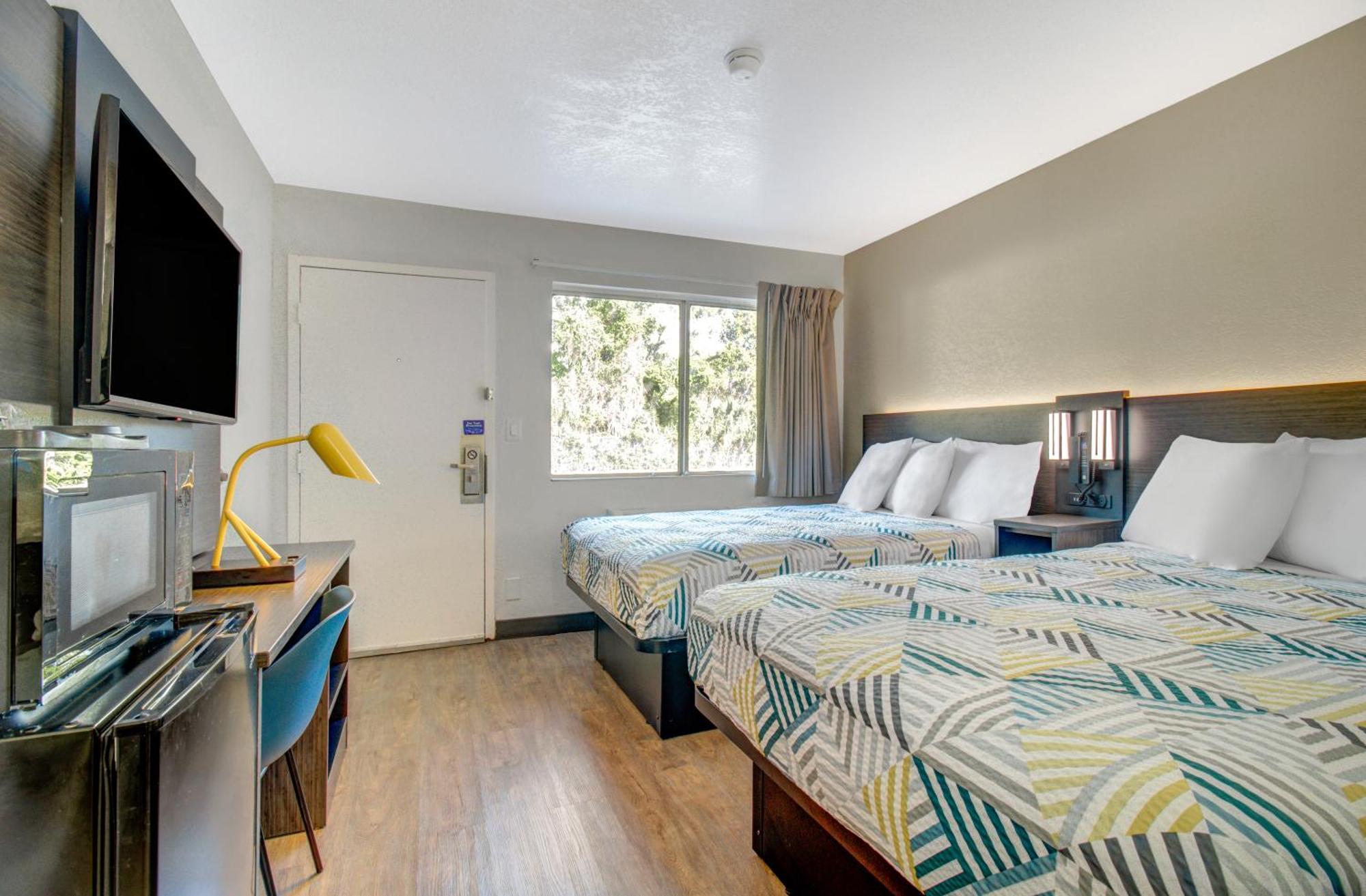 6-venice, Fl Hotel